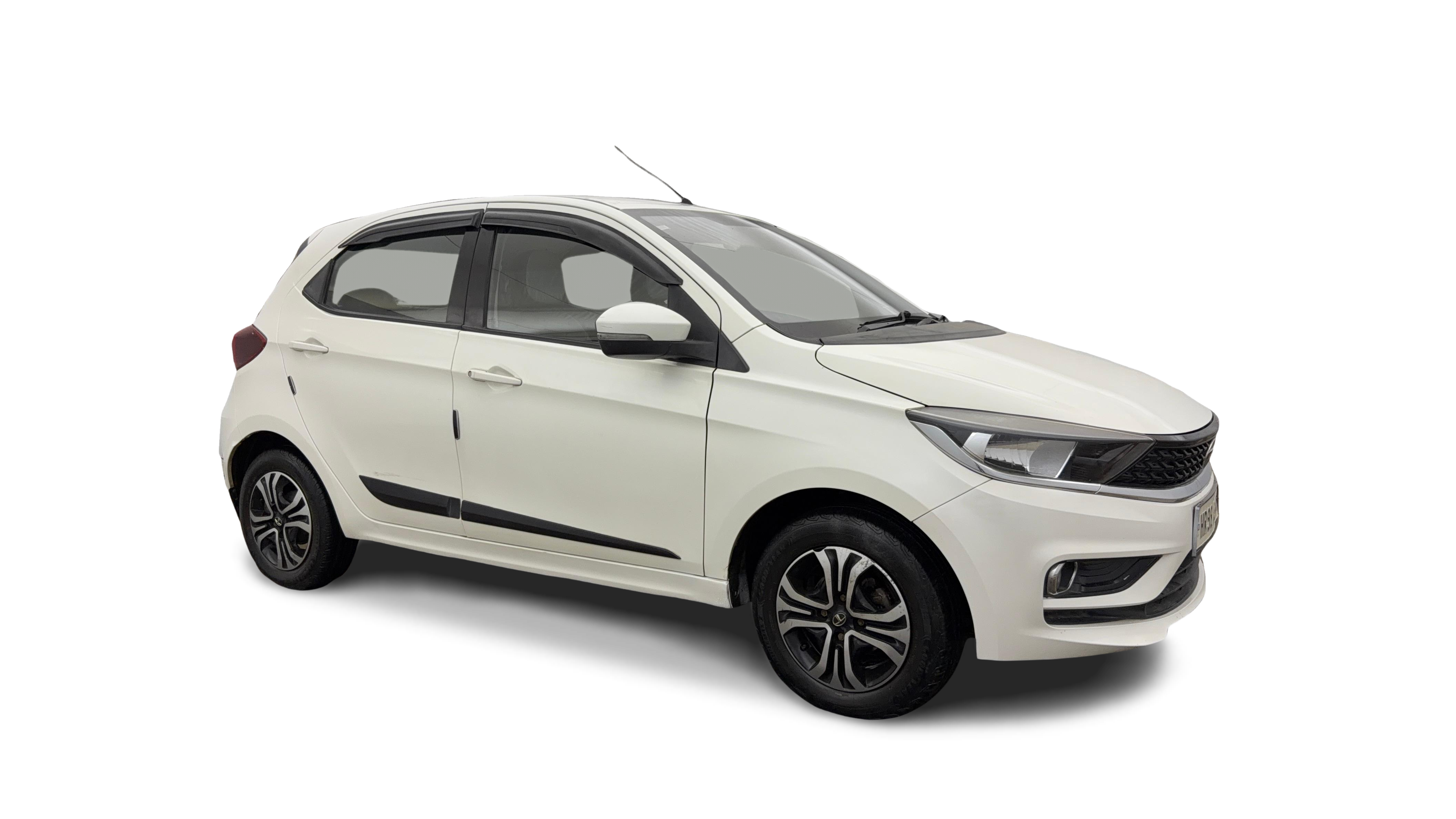 2021 Tata Tiago - Hatchback - Petrol - Manual - ₹3.92 lakh