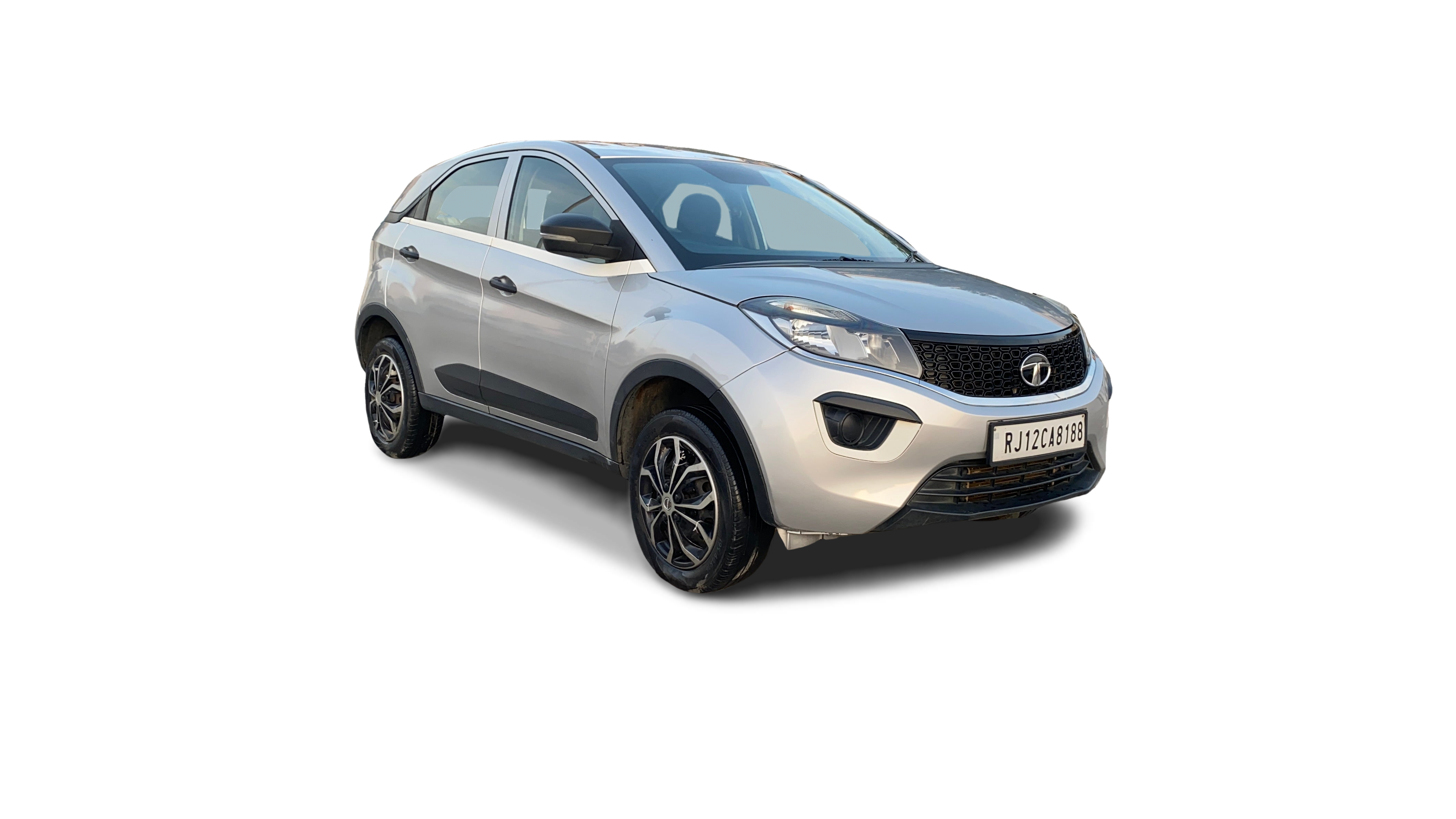 Tata NEXON-img