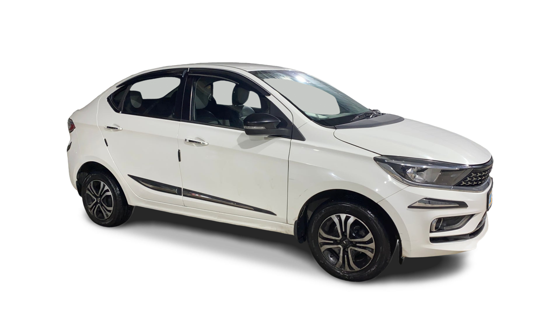 Tata TIGOR-img