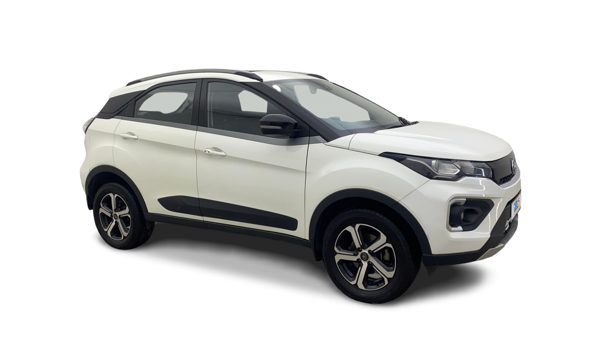 Tata NEXON-img