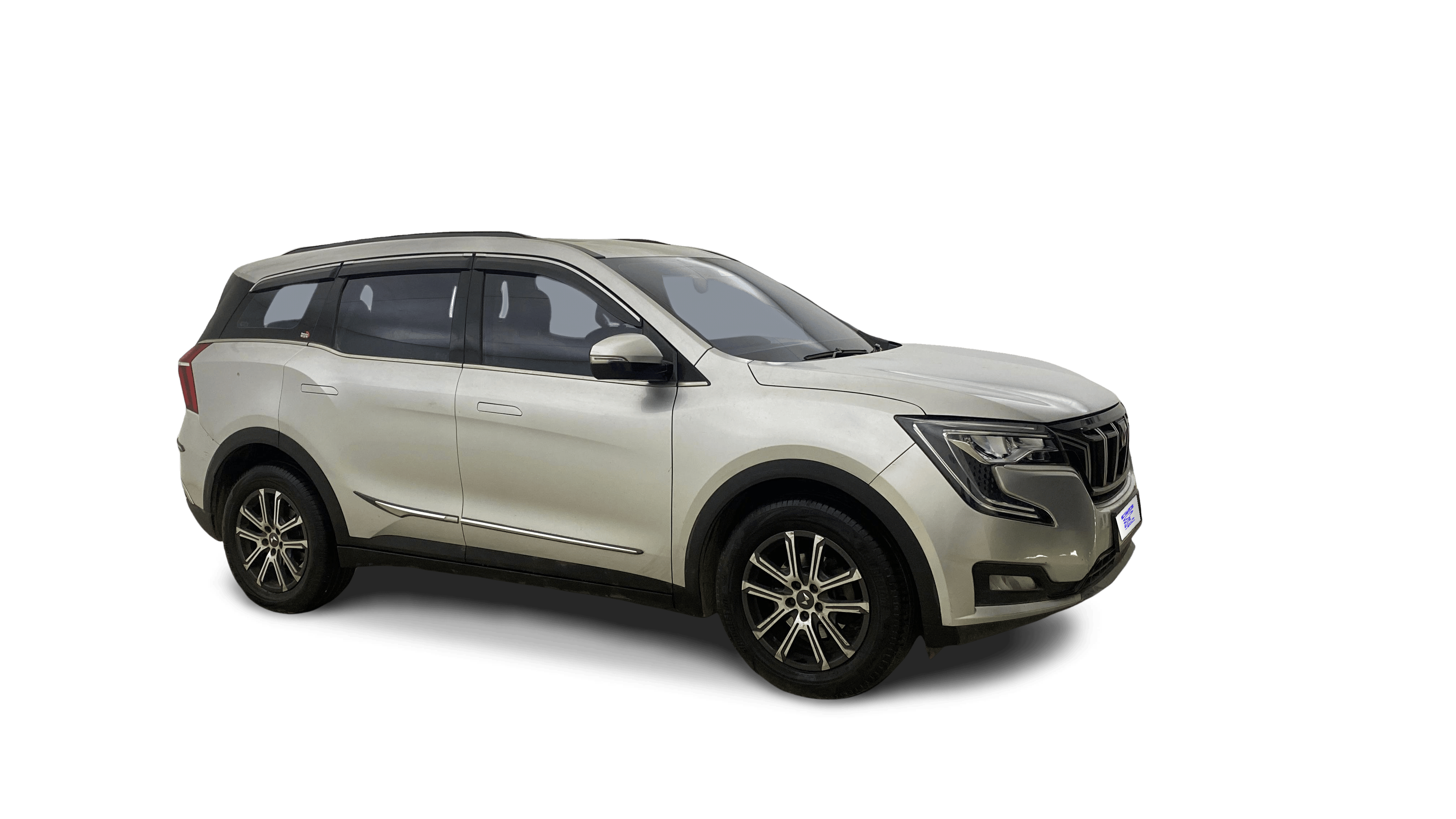 2022 Mahindra XUV700 - SUV - Diesel - Manual - ₹13.73 lakh