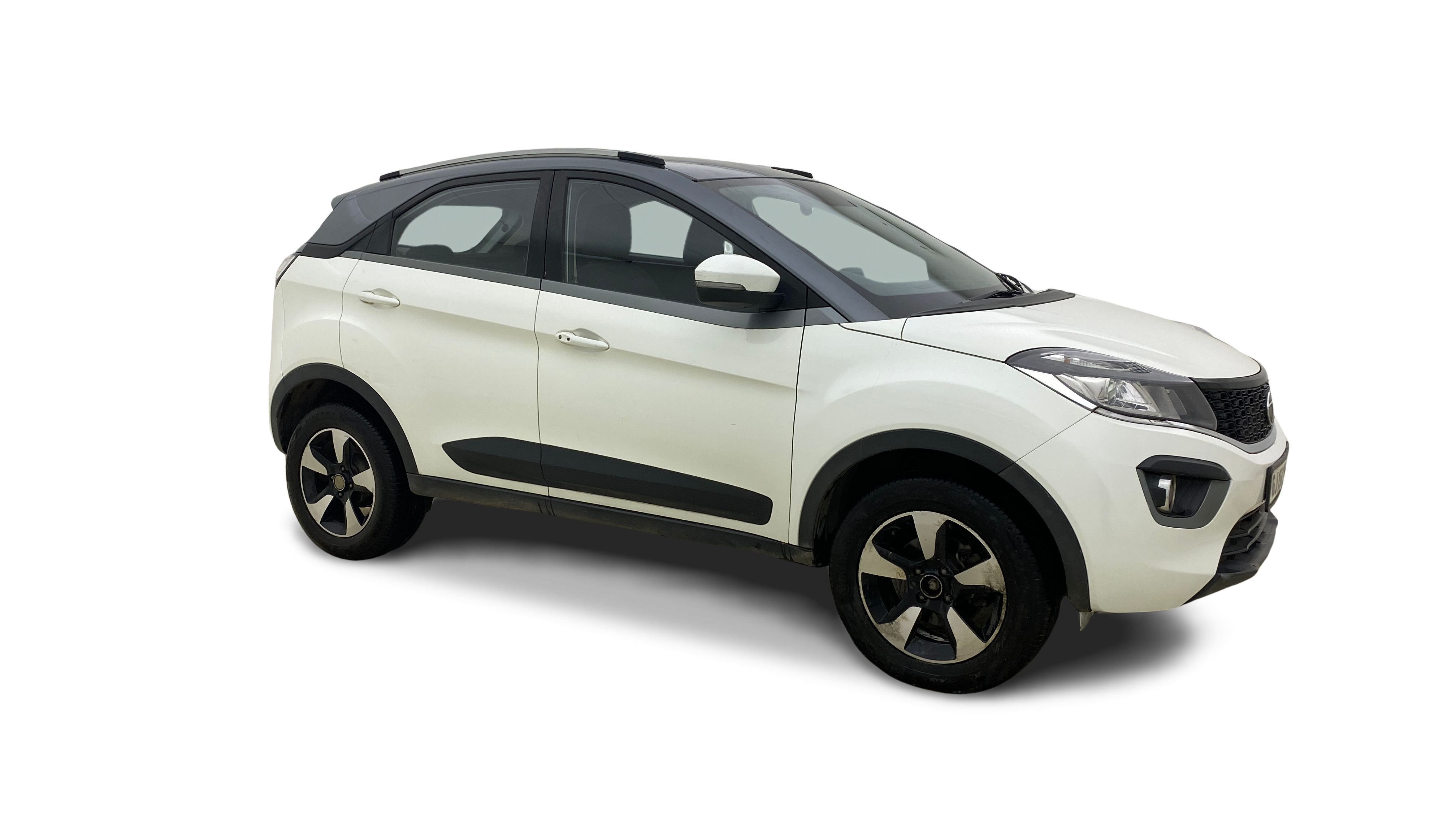 2018 Tata NEXON - SUV - Petrol - Automatic - ₹3.77 lakh