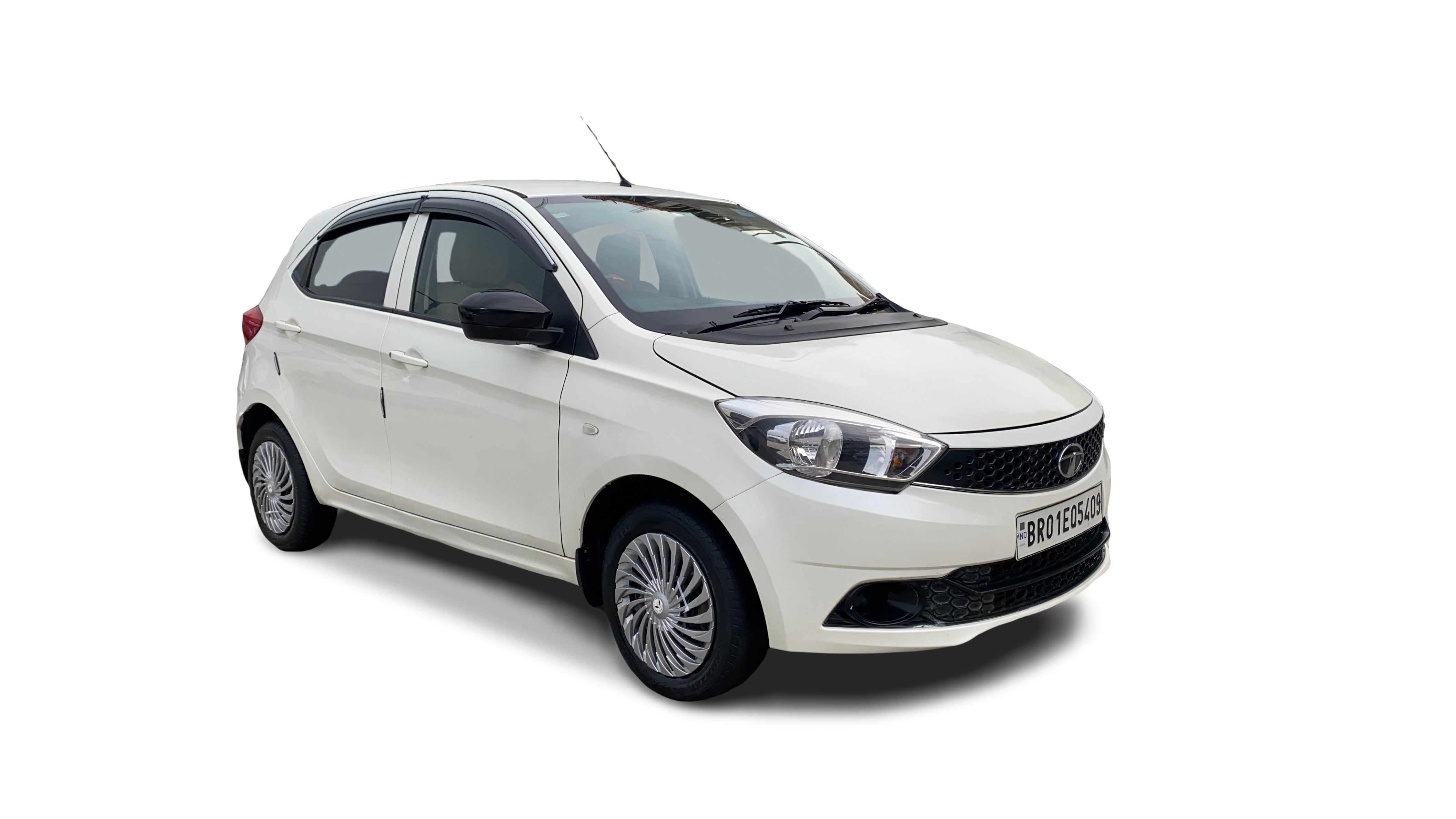 2019 Tata Tiago - Hatchback - Petrol - Manual - ₹3.98 lakh