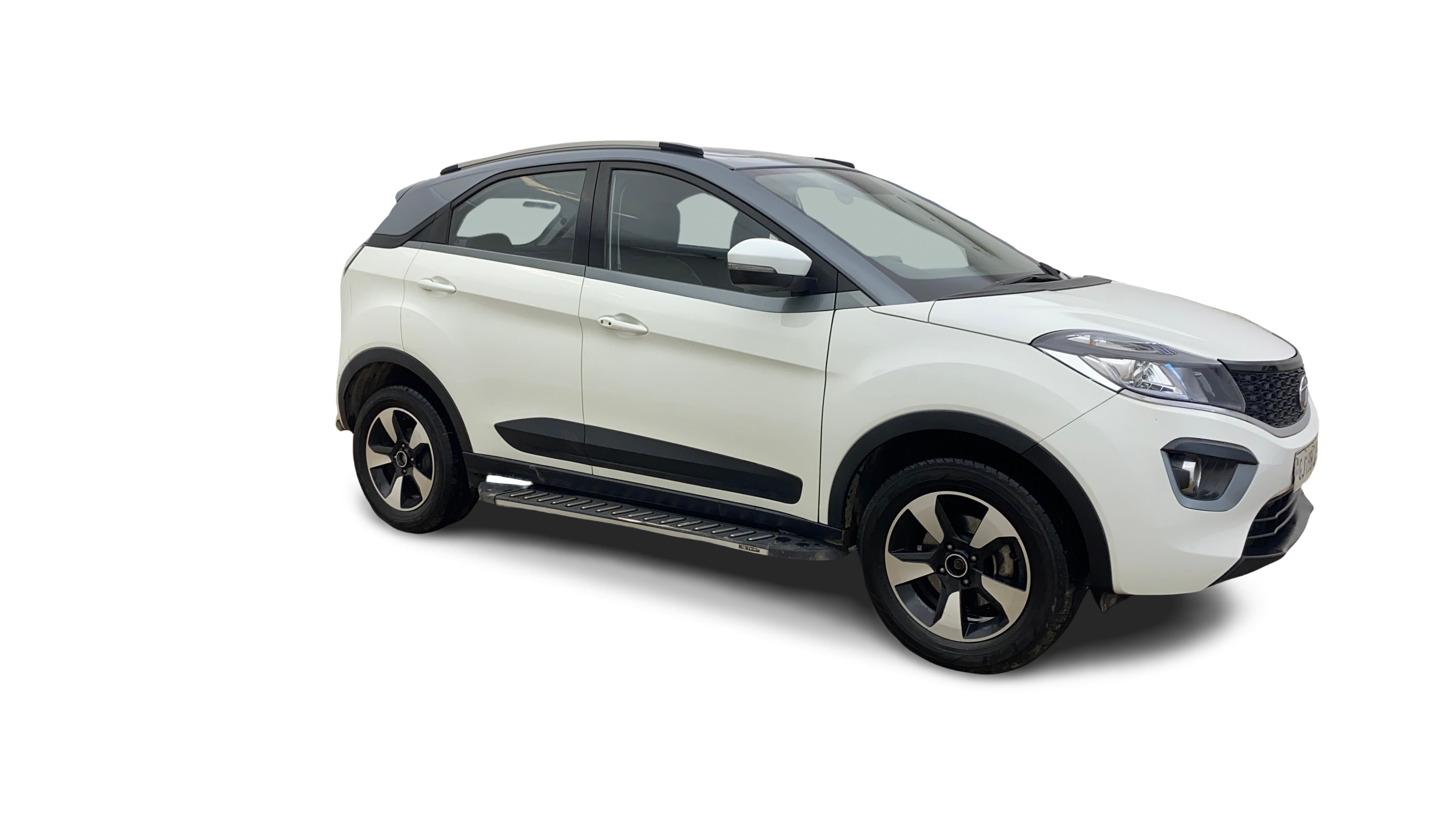 Tata NEXON-img