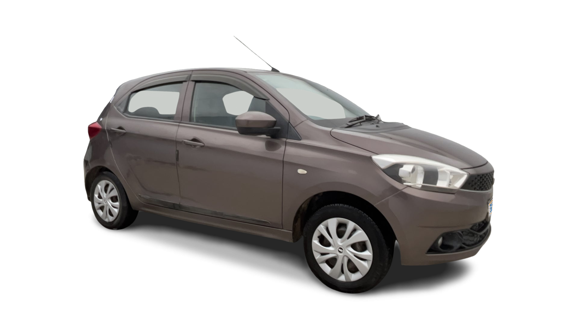 Tata Tiago-img