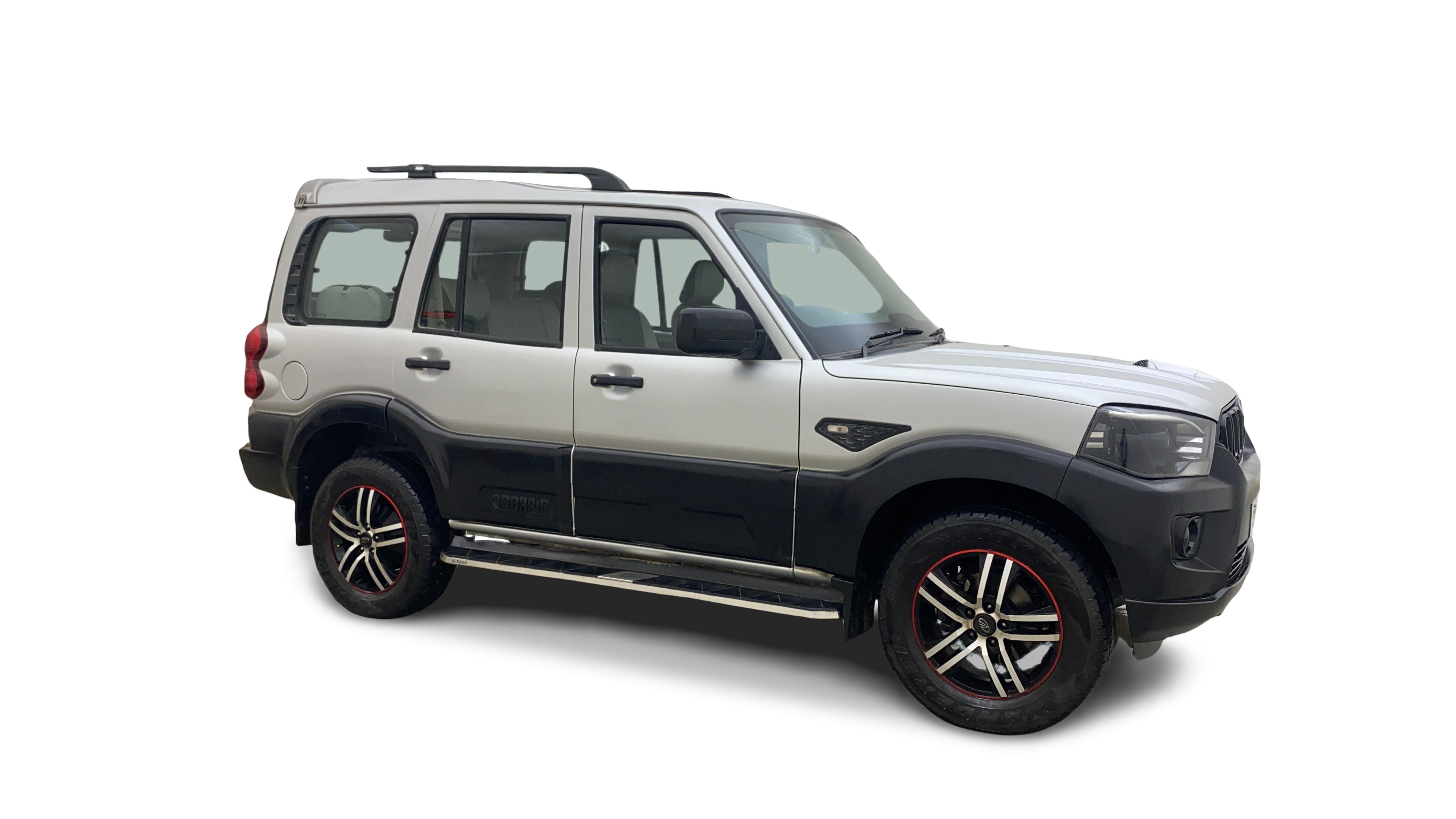 Mahindra Scorpio-img