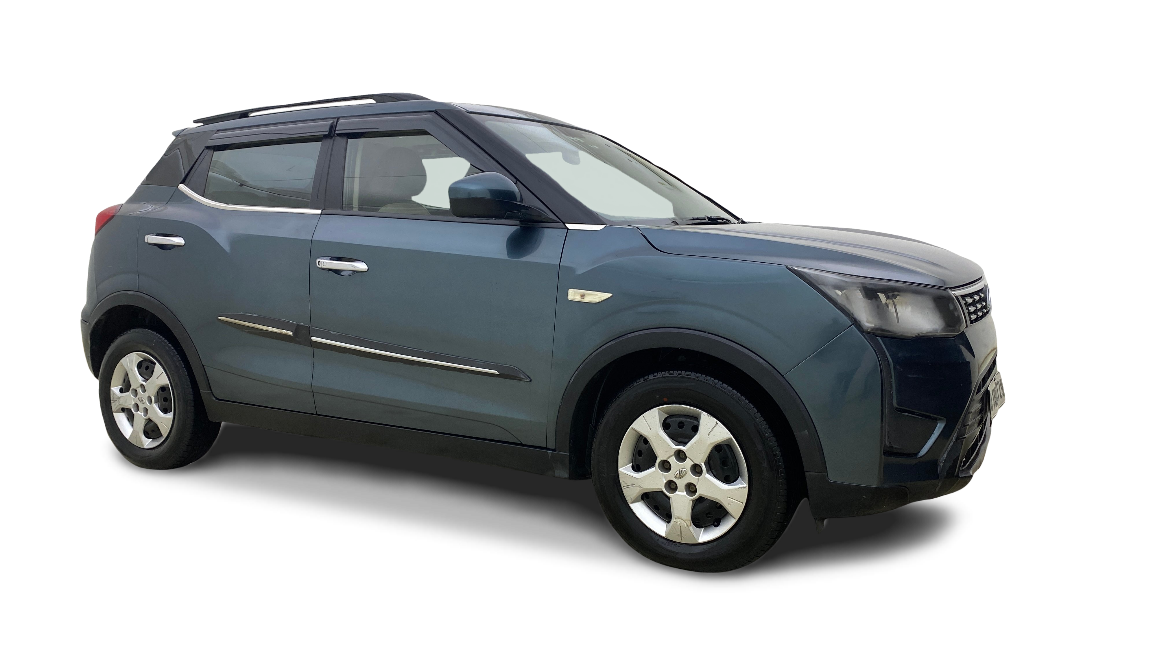 2021 Mahindra XUV300 - SUV - Petrol - Automatic - ₹5.50 lakh