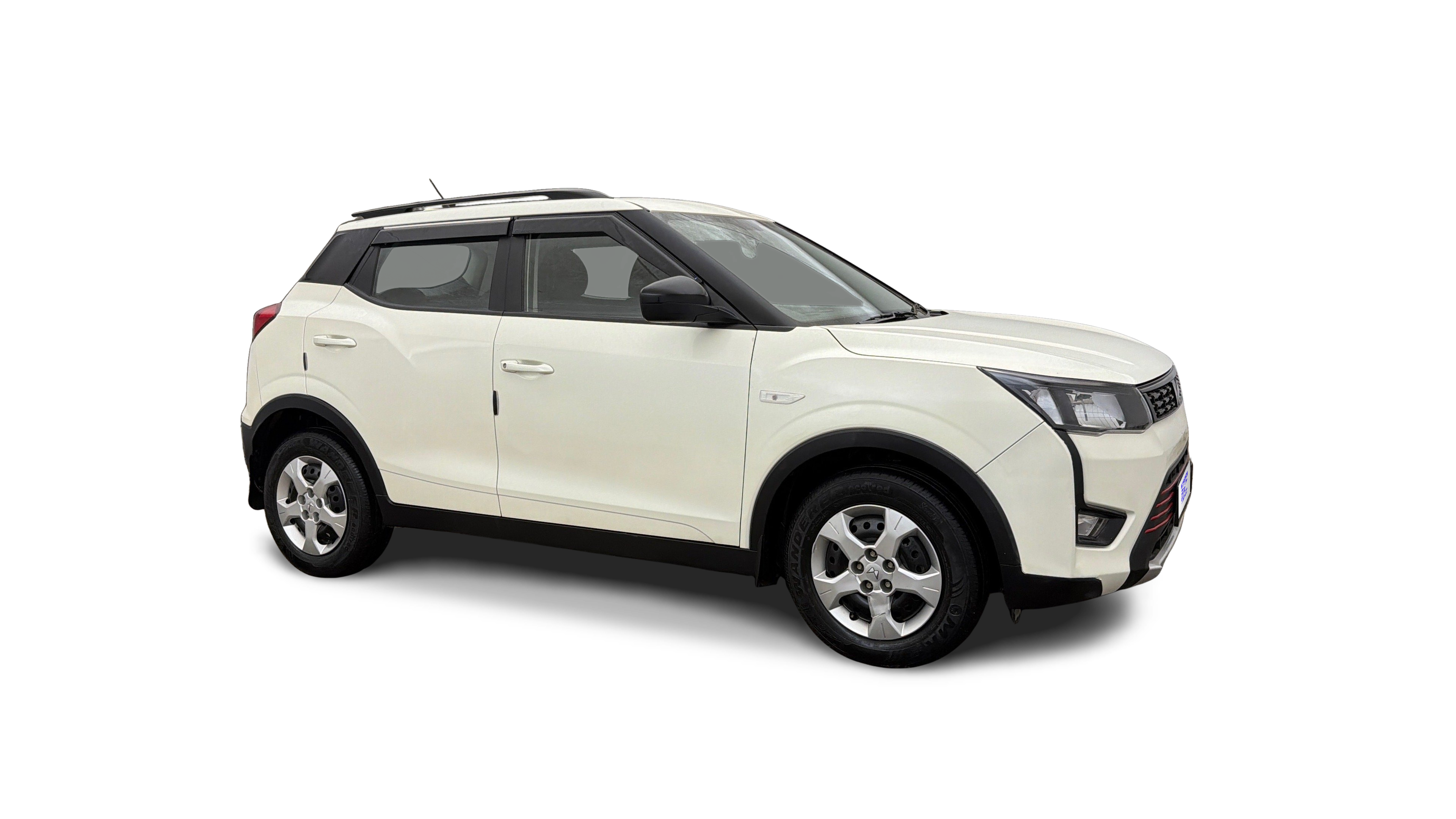 2023 Mahindra XUV300 - SUV - Petrol - Manual - ₹6.47 lakh