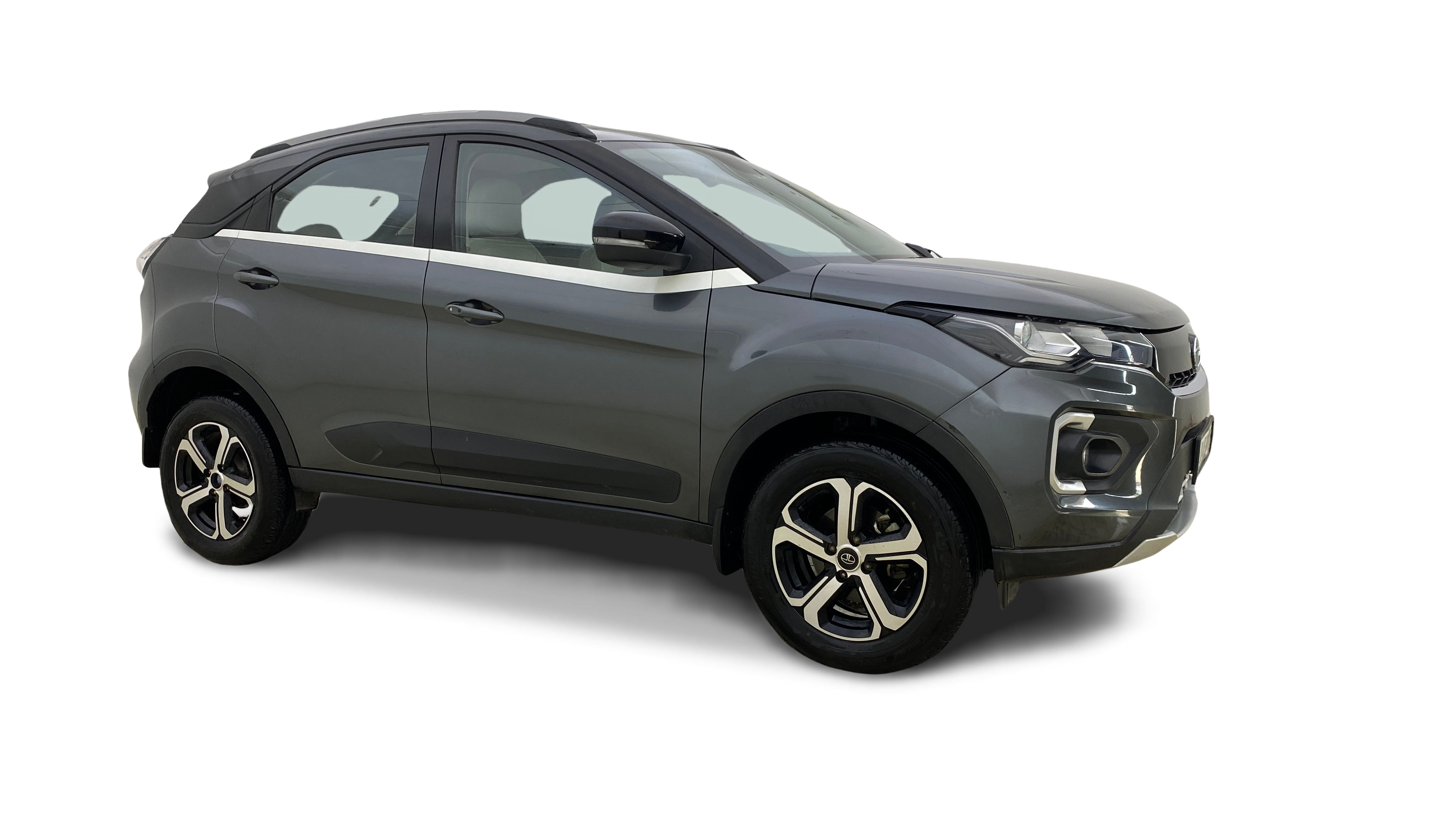 2022 Tata NEXON - SUV - Diesel - Automatic - ₹6.80 lakh