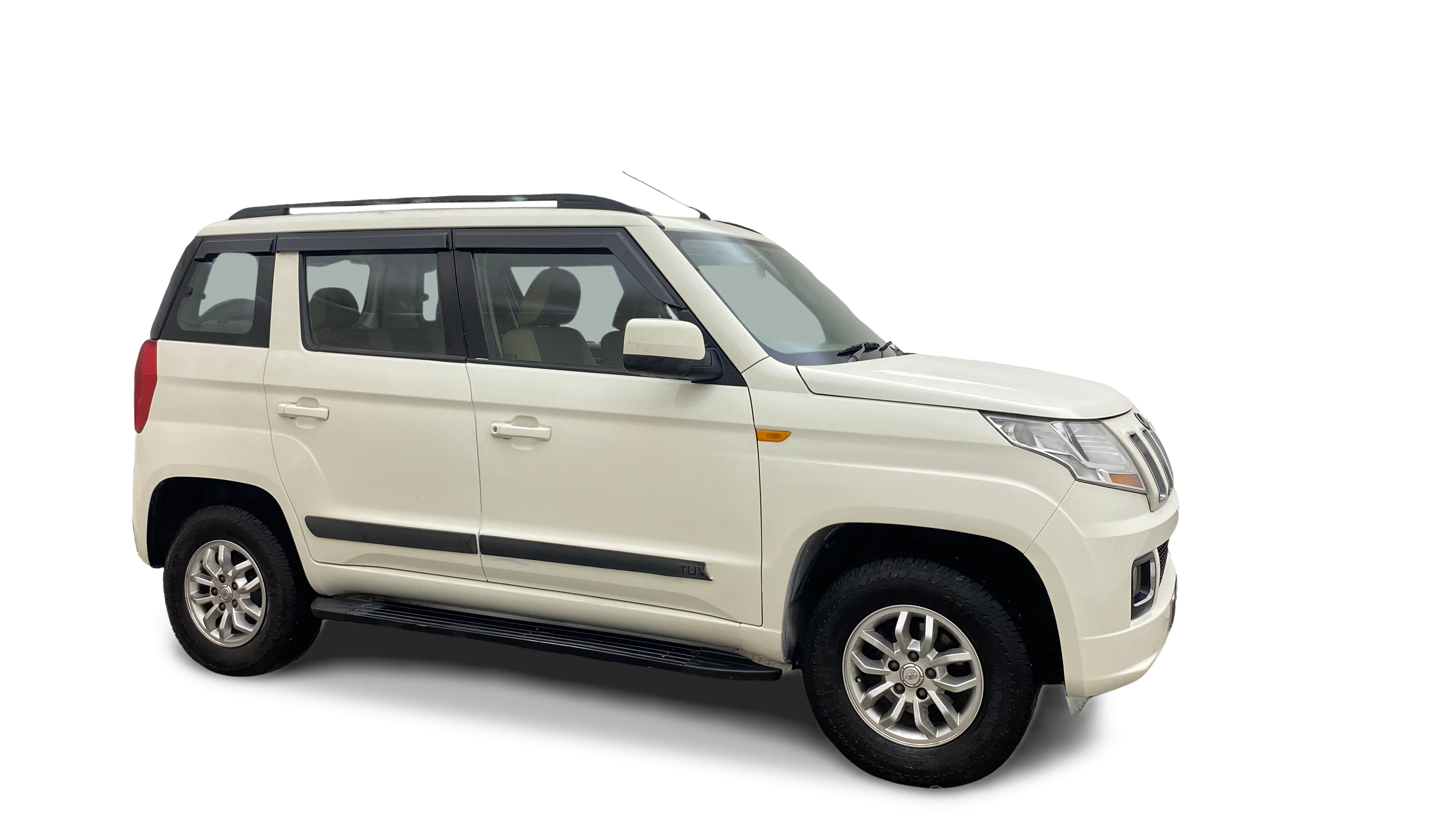 2017 Mahindra TUV300 - SUV - Diesel - Automatic - ₹5.29 lakh
