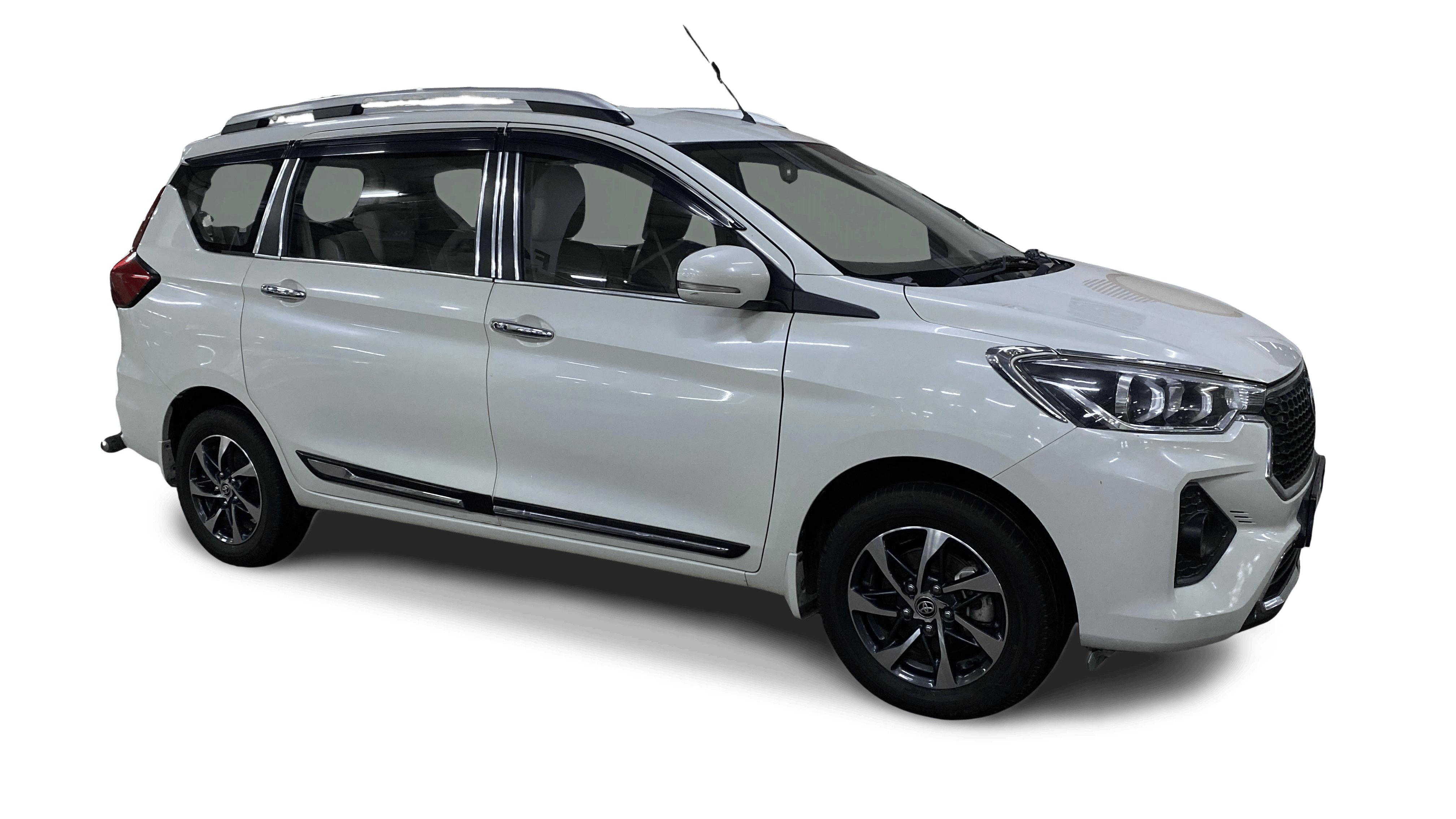 2024 Toyota RUMION - SUV - Petrol - Manual - ₹9.80 lakh