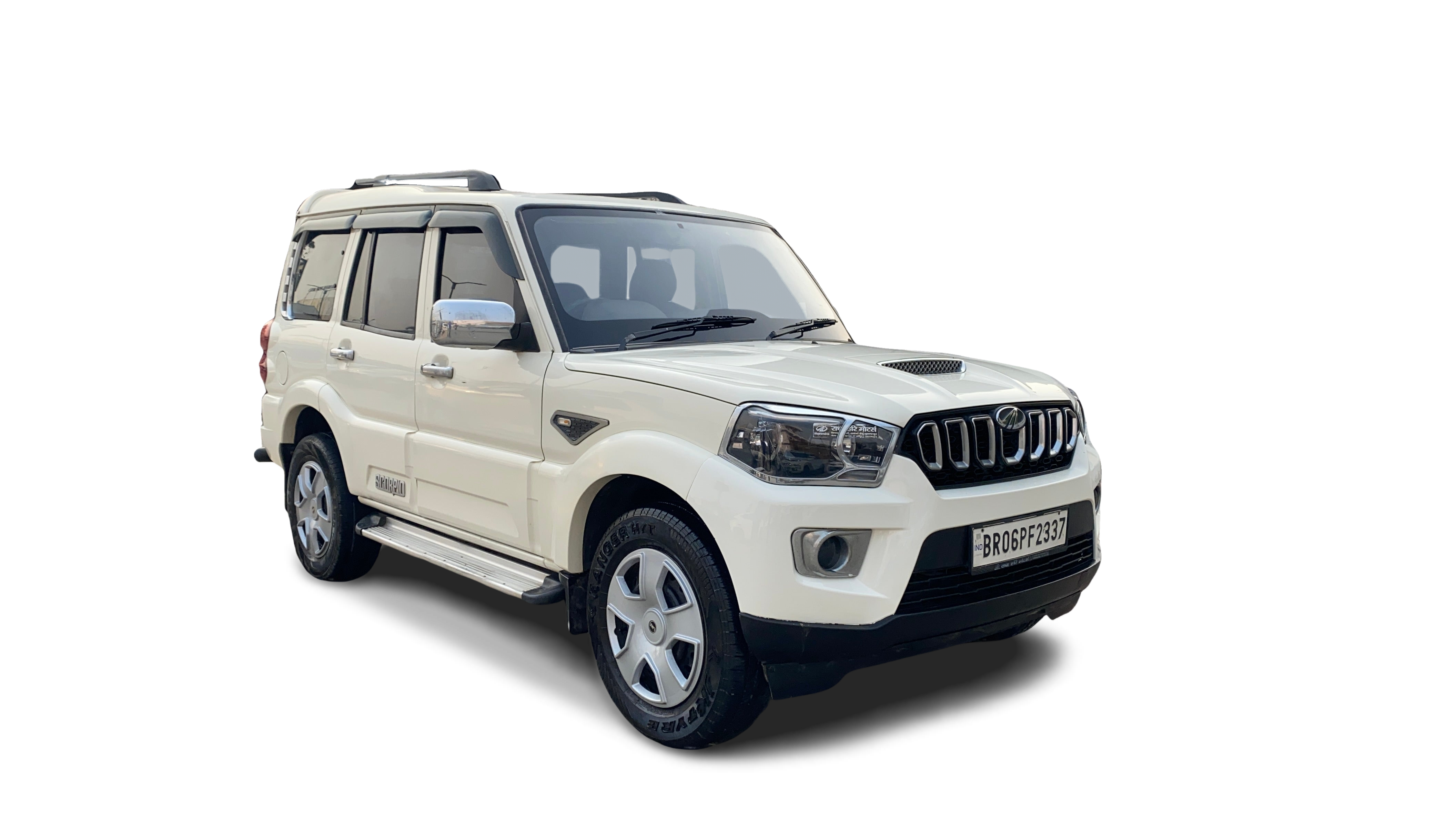 Mahindra Scorpio-img