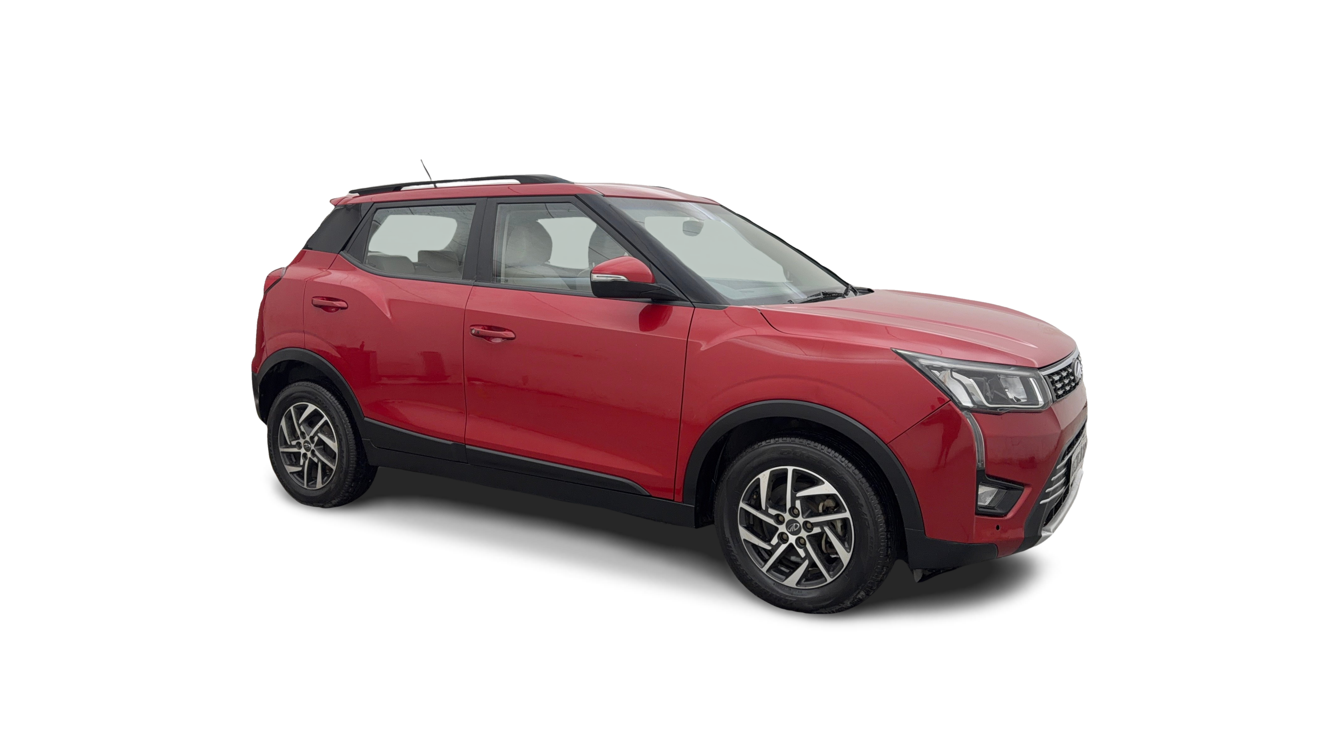 2022 Mahindra XUV300 - SUV - Petrol - Manual - ₹8.21 lakh
