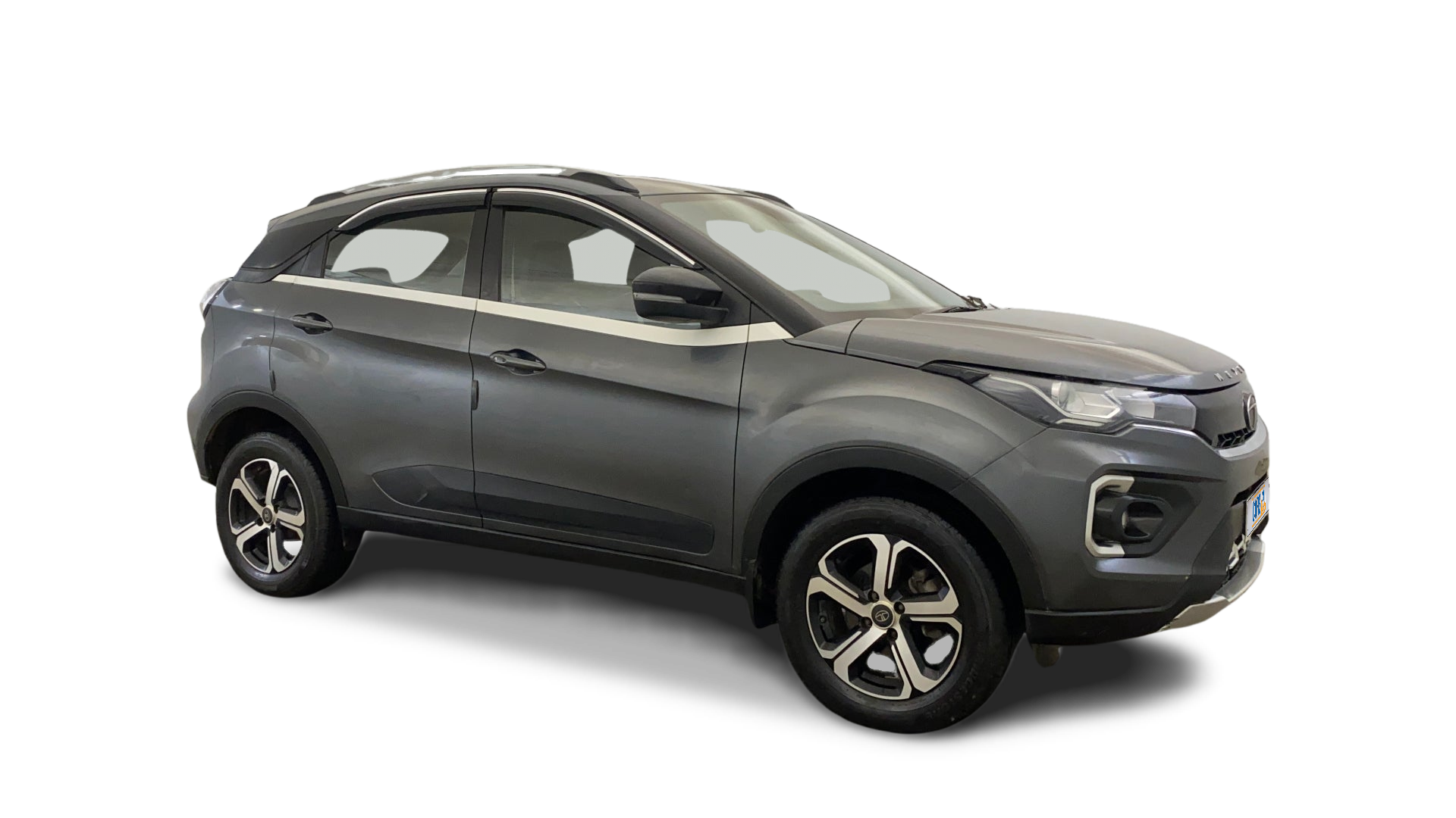 Tata NEXON-img