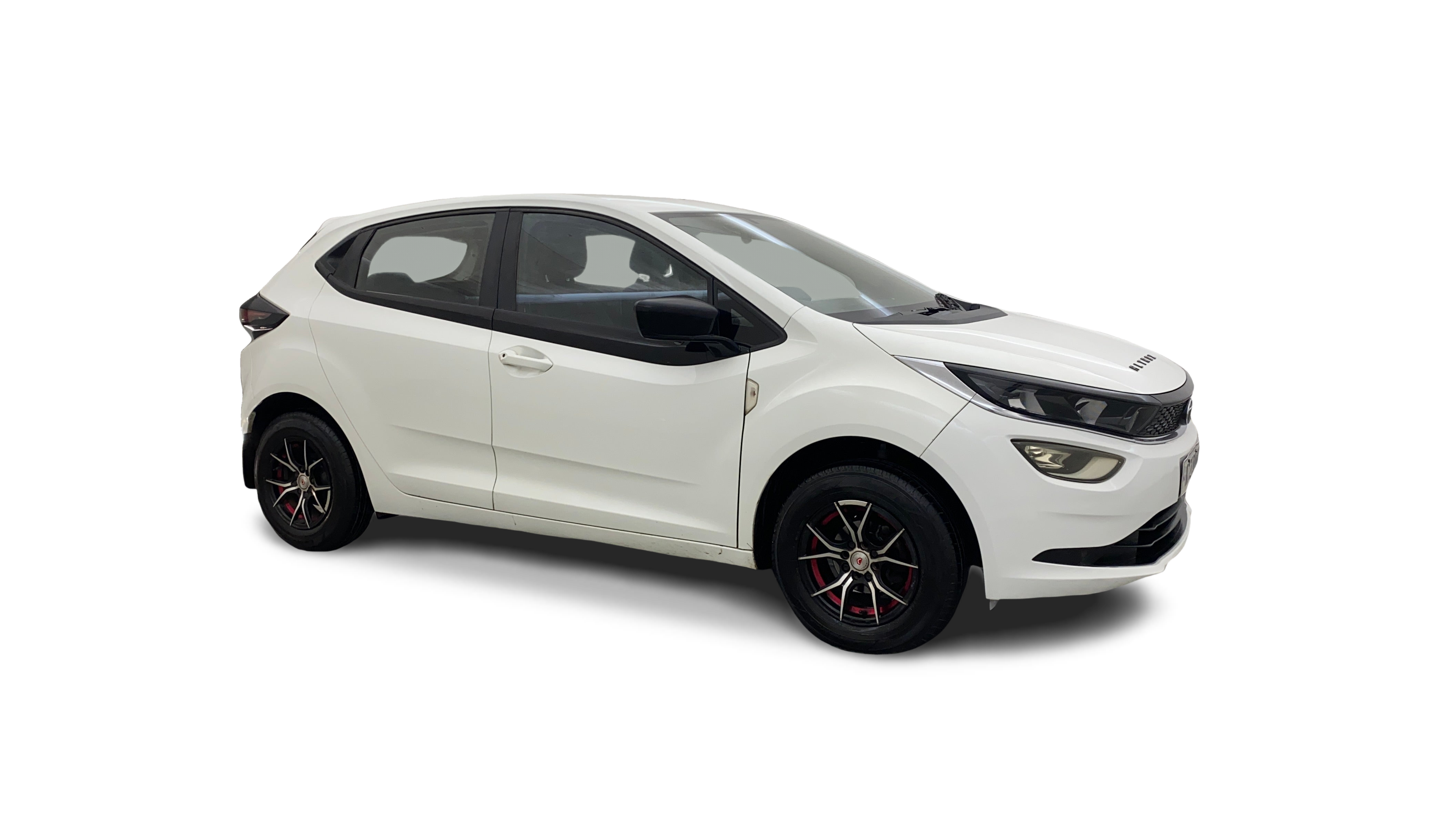 Tata ALTROZ-img