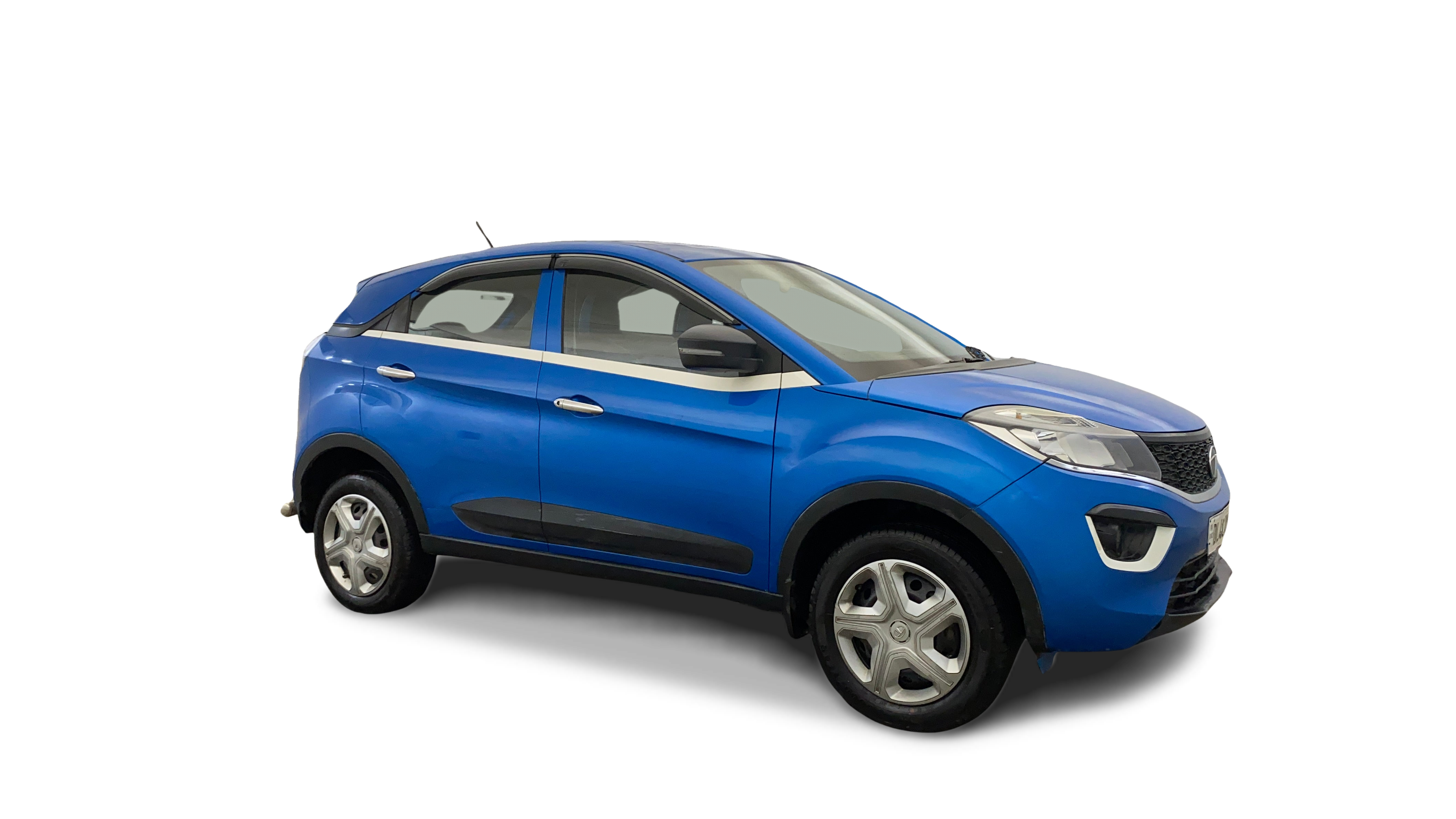 Tata NEXON-img