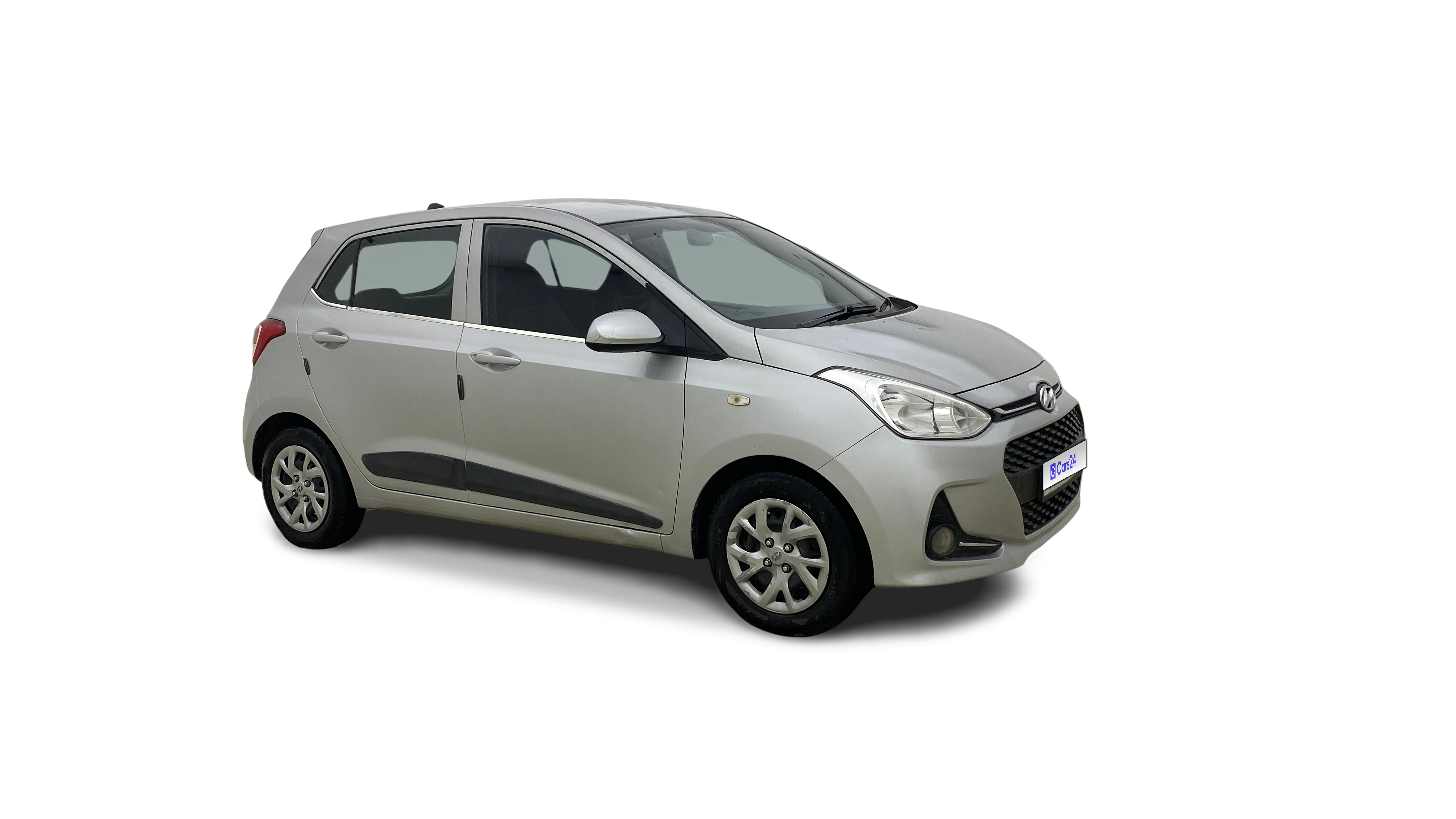 2017 Hyundai Grand i10 - Hatchback - CNG - Manual - ₹3.25 lakh