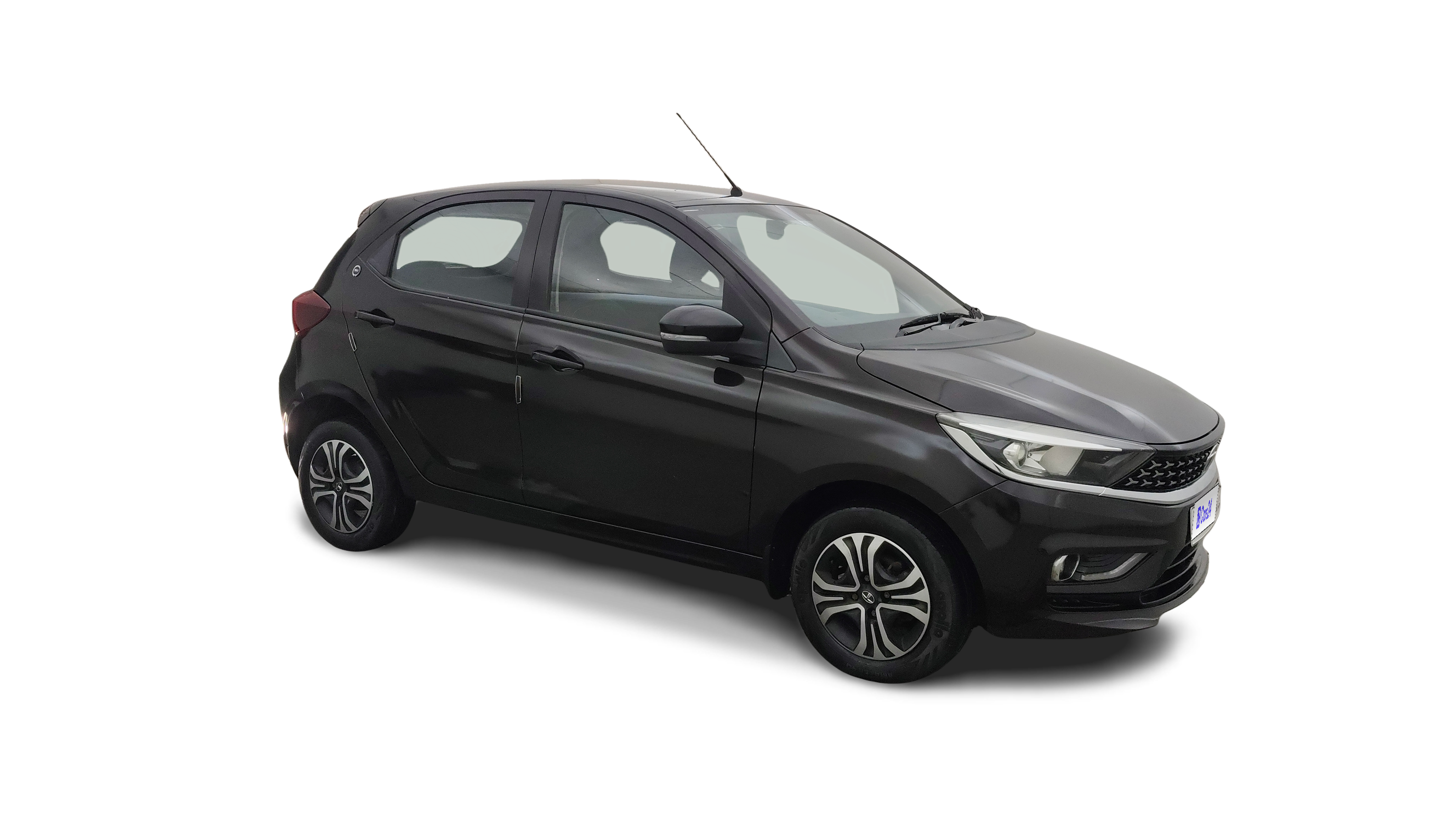 2023 Tata Tiago - Hatchback - CNG - Manual - ₹5.87 lakh
