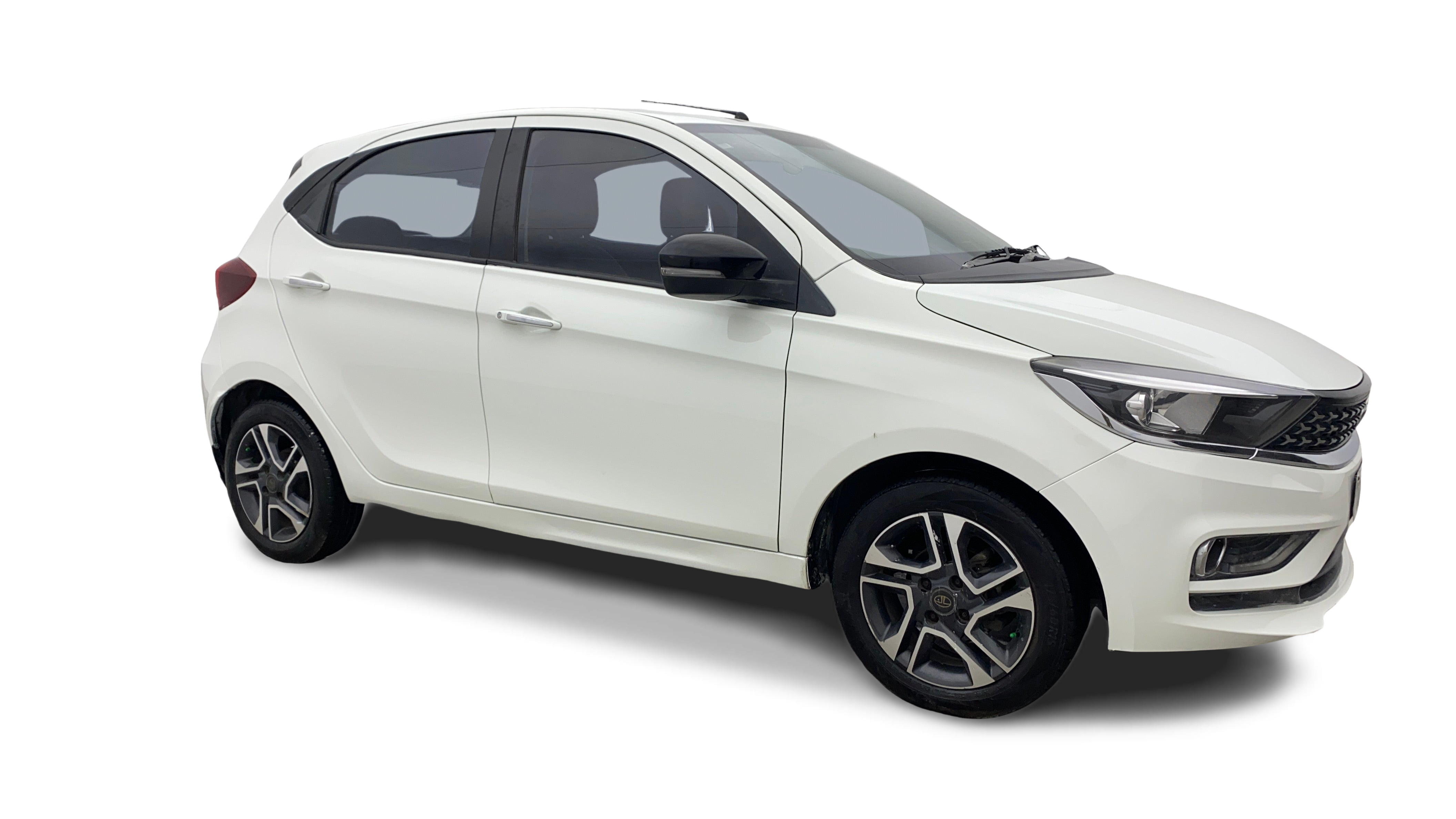 Tata Tiago-img