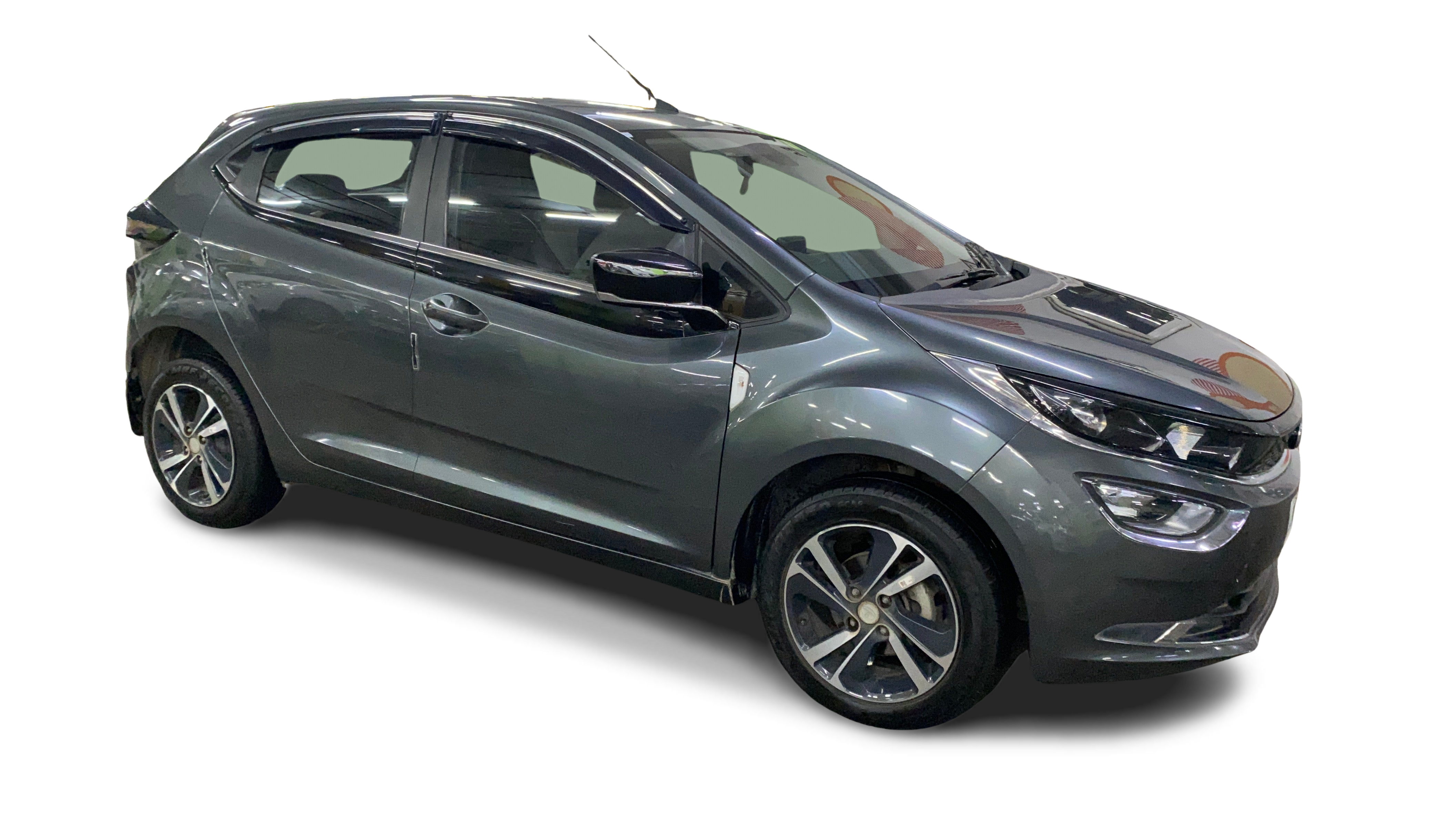 Tata ALTROZ-img