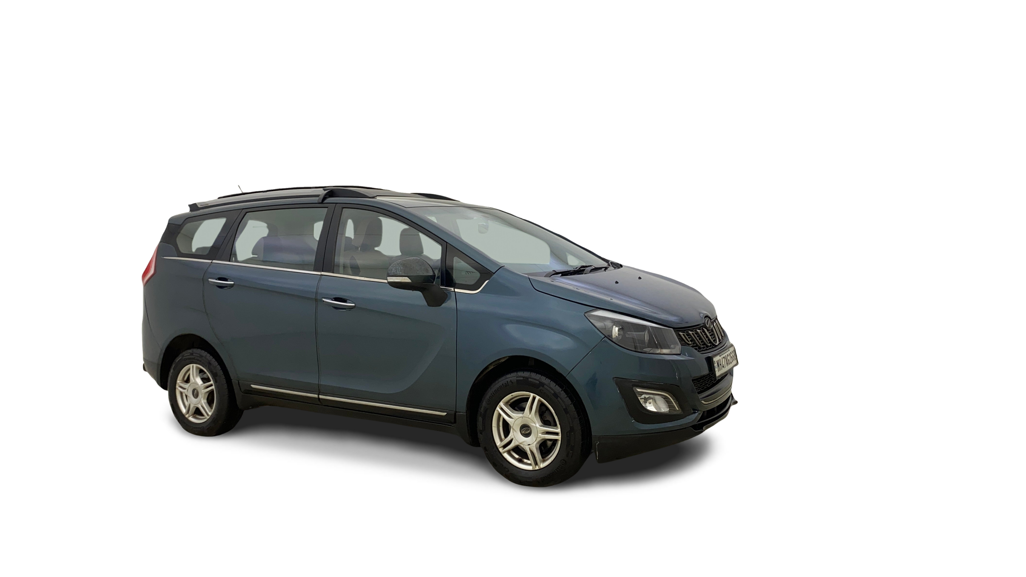 Mahindra MARAZZO-img