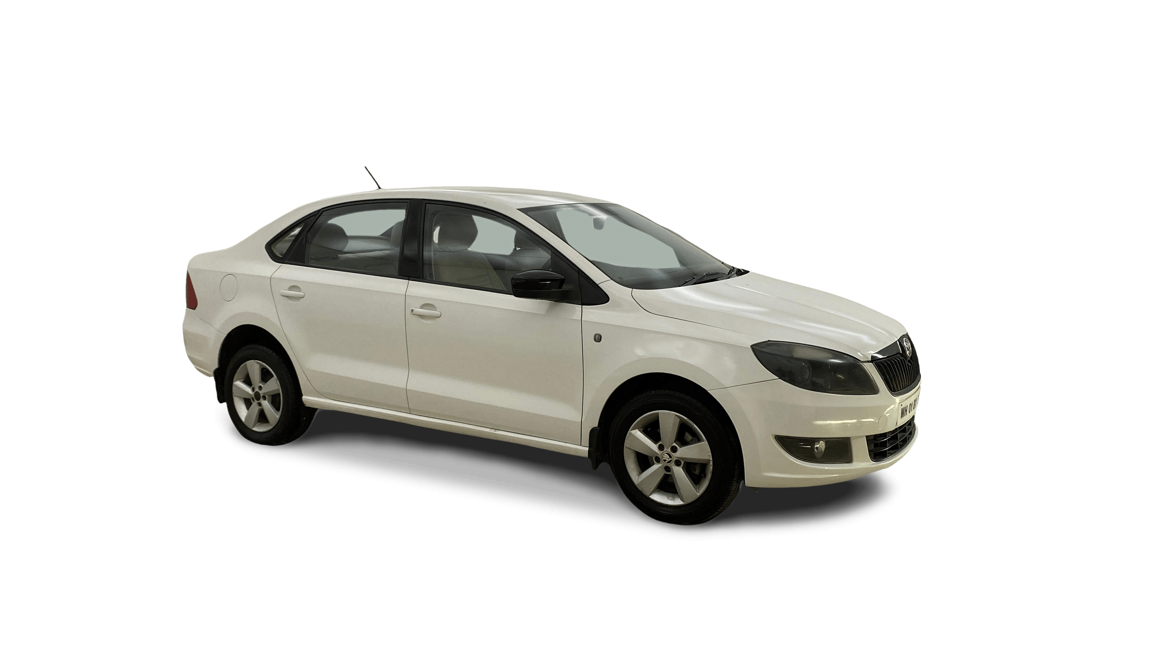 2015 Skoda Rapid - Sedan - Petrol - Manual - ₹2.17 lakh