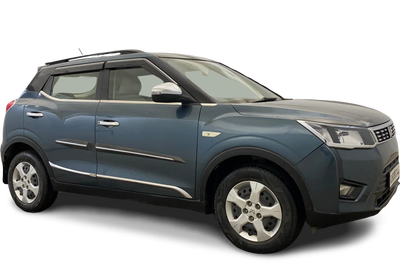 Mahindra XUV300-img