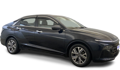 2023 Hyundai Verna - Sedan - Petrol - Manual - ₹9.60 lakh