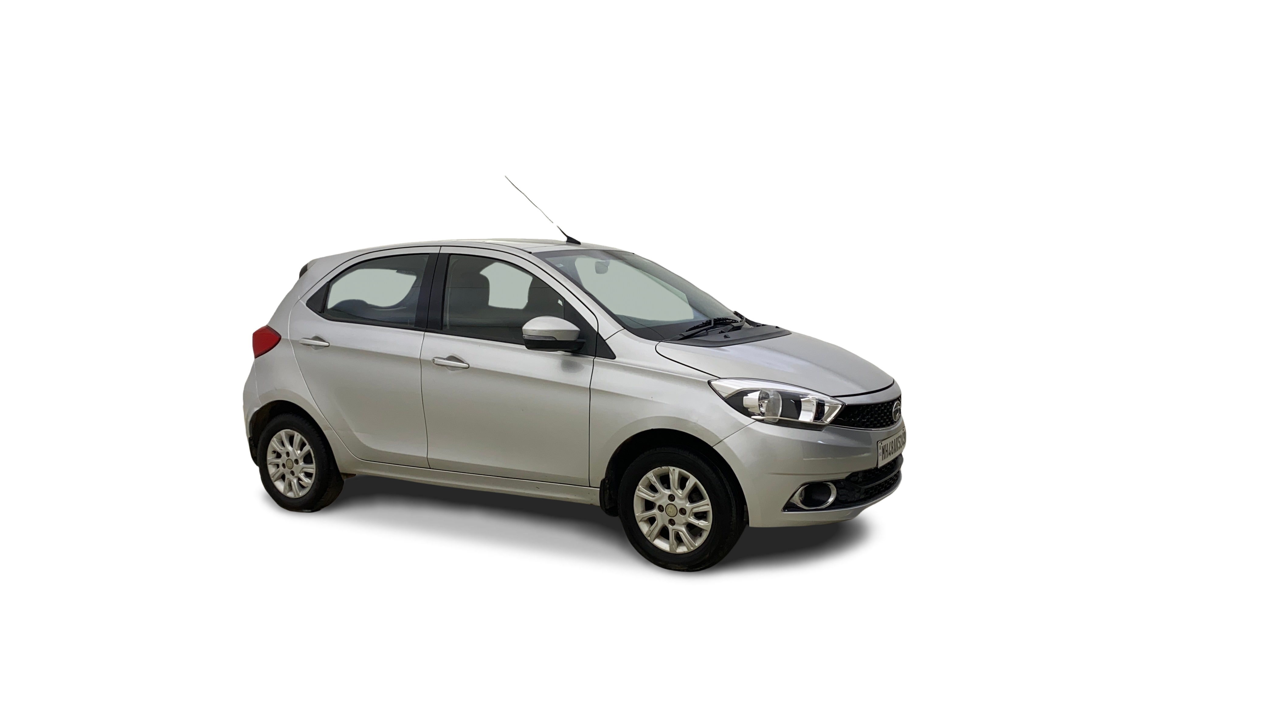 Tata Tiago-img