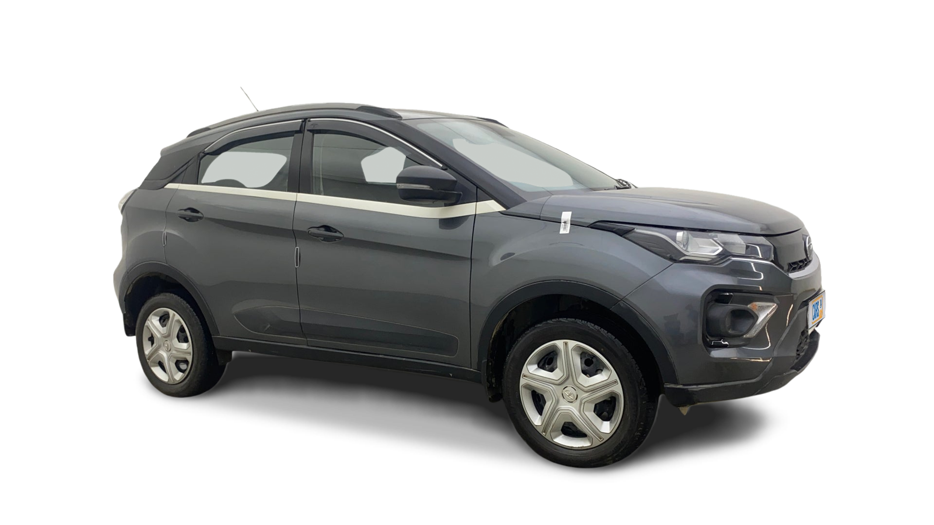 Tata NEXON-img