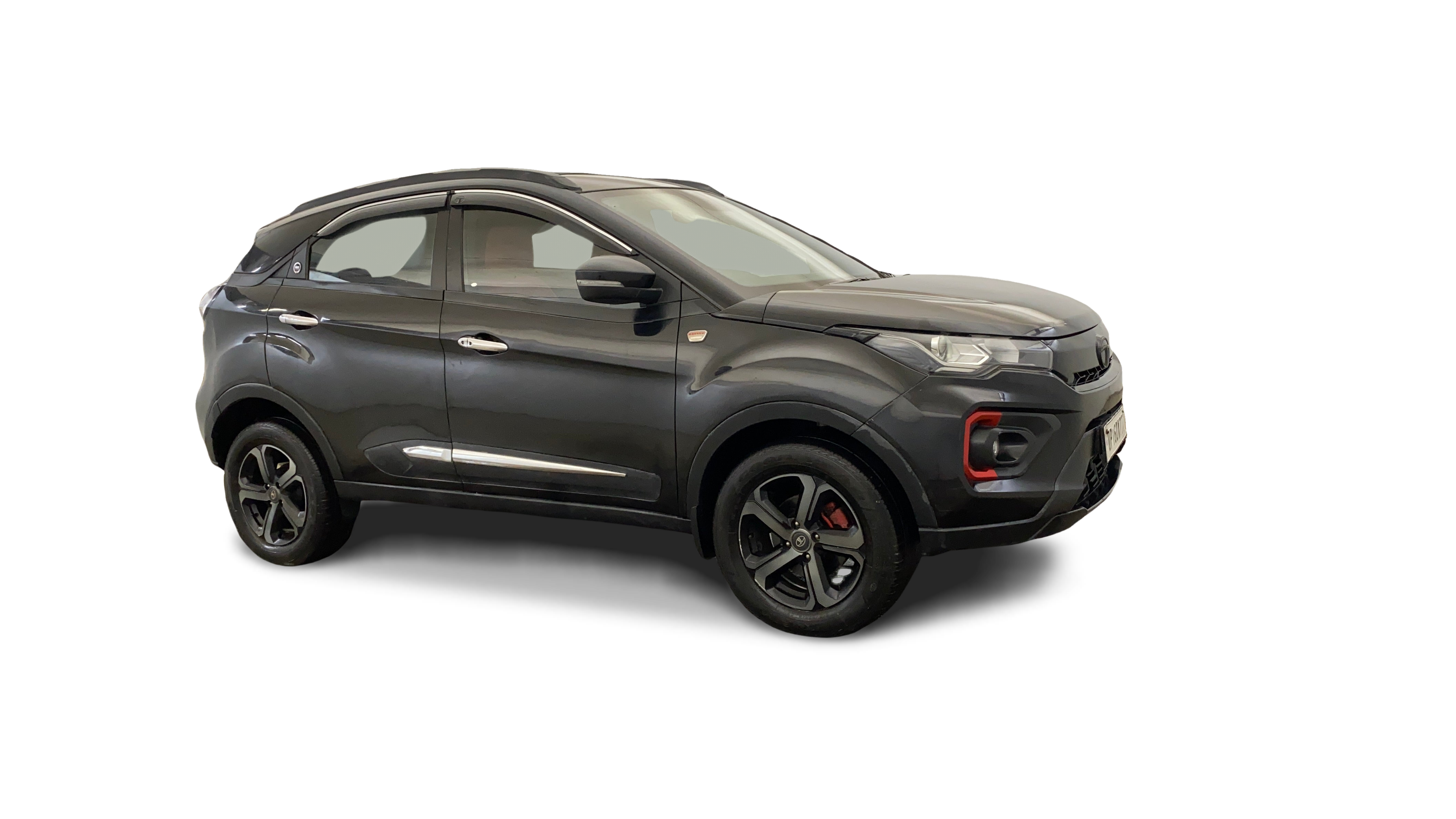 Tata NEXON-img