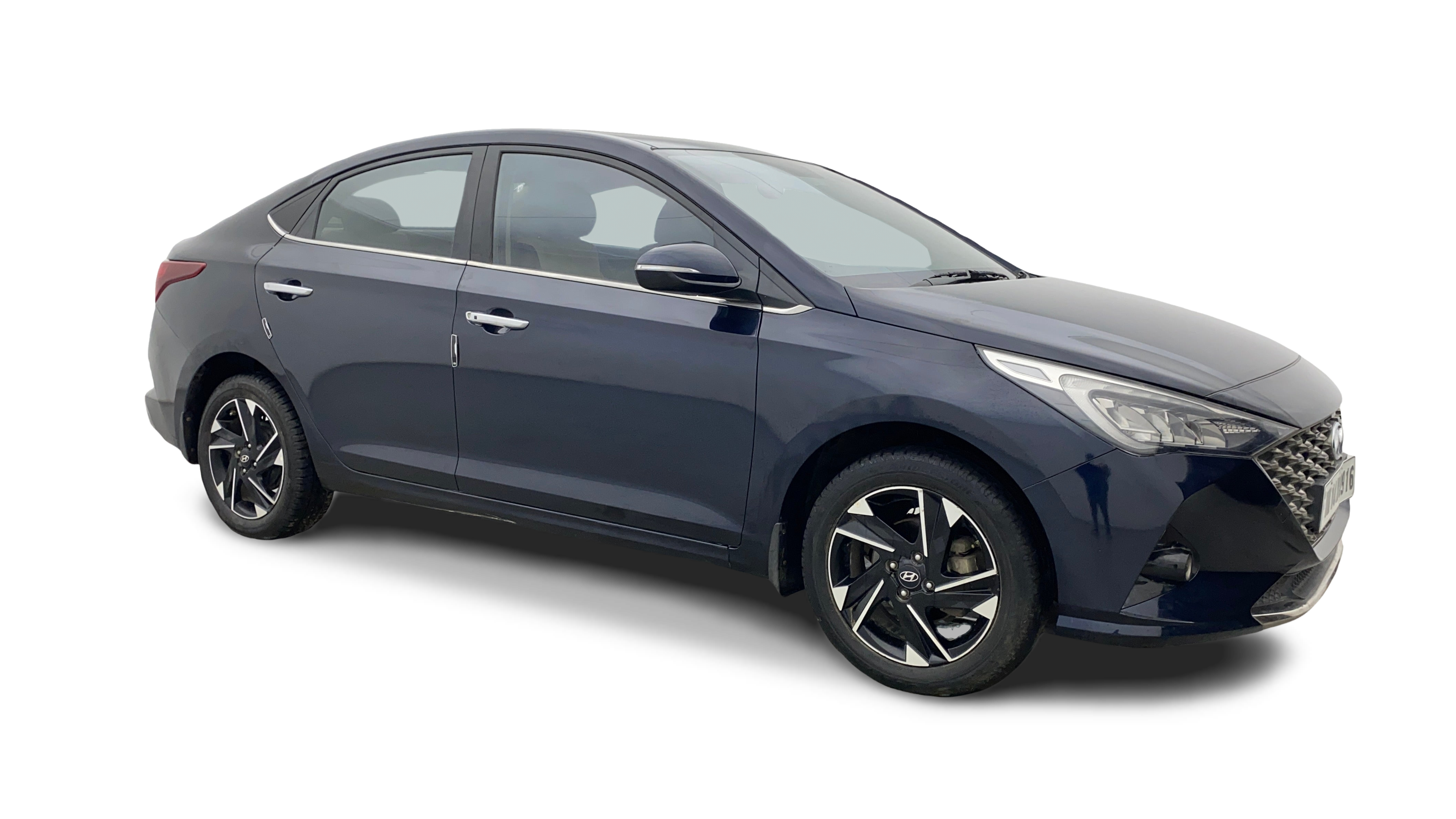 Hyundai Verna-img