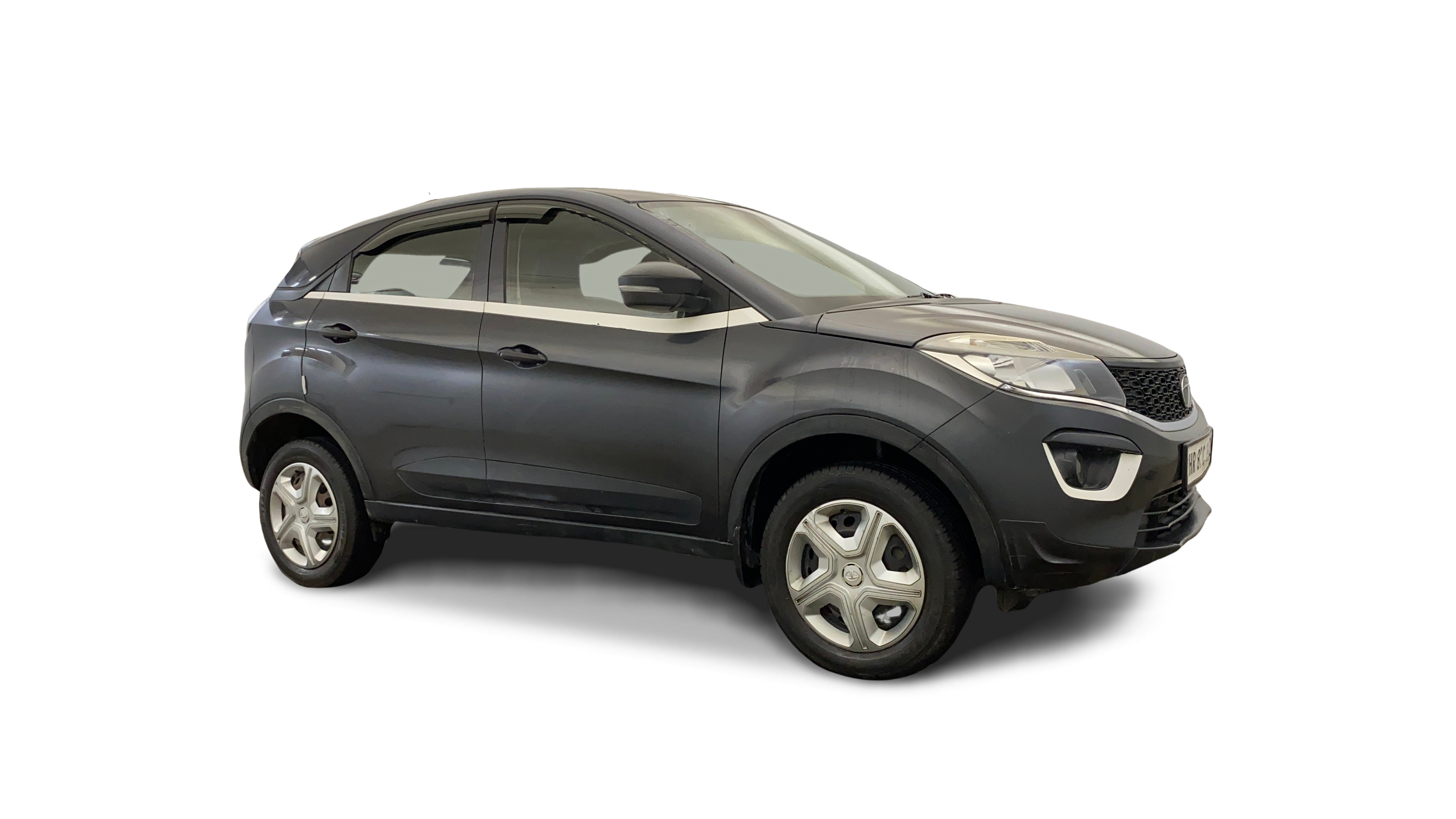 Tata NEXON-img