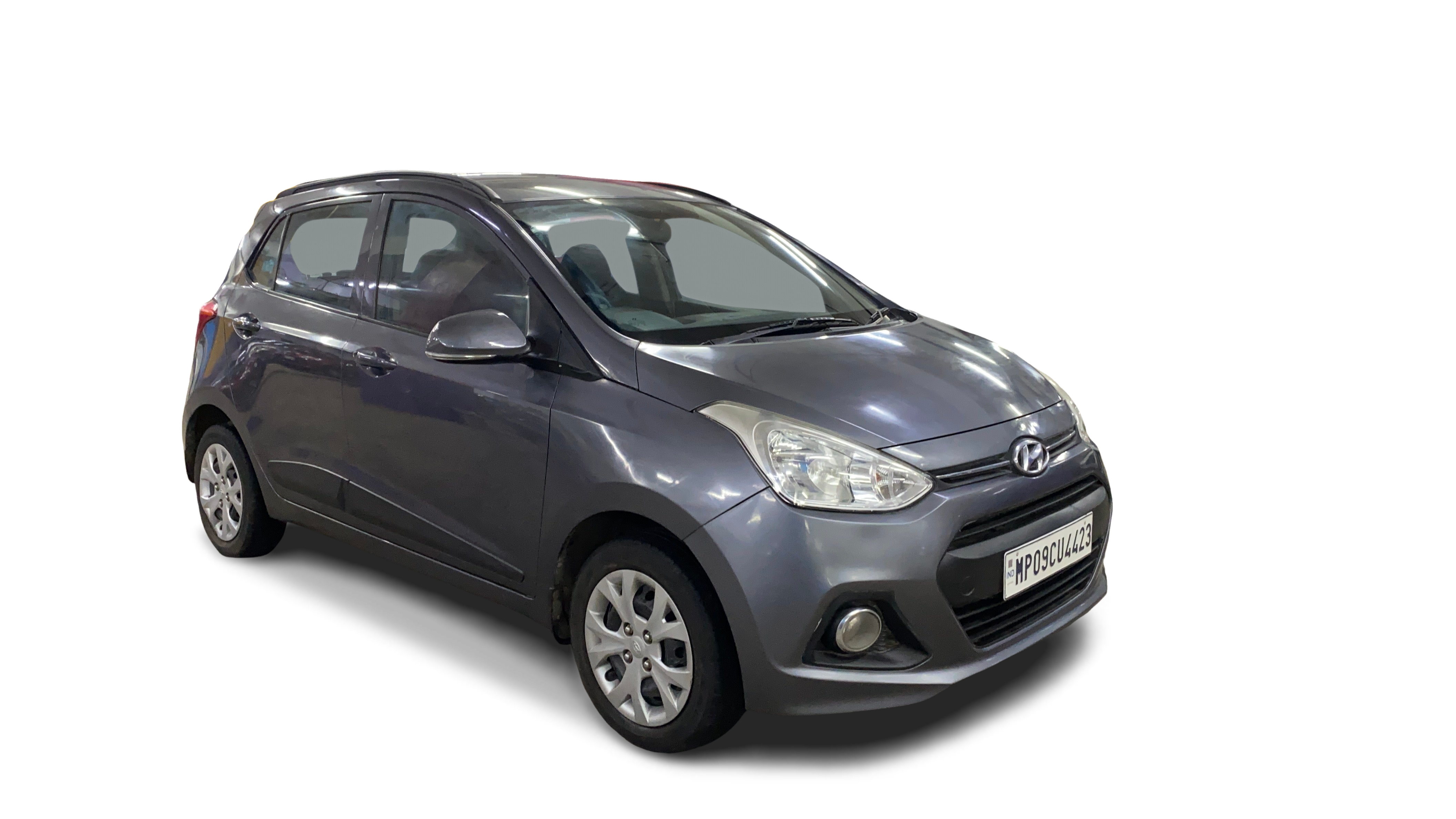 2016 Hyundai Grand i10 - Hatchback - Petrol - Manual - ₹2.90 lakh