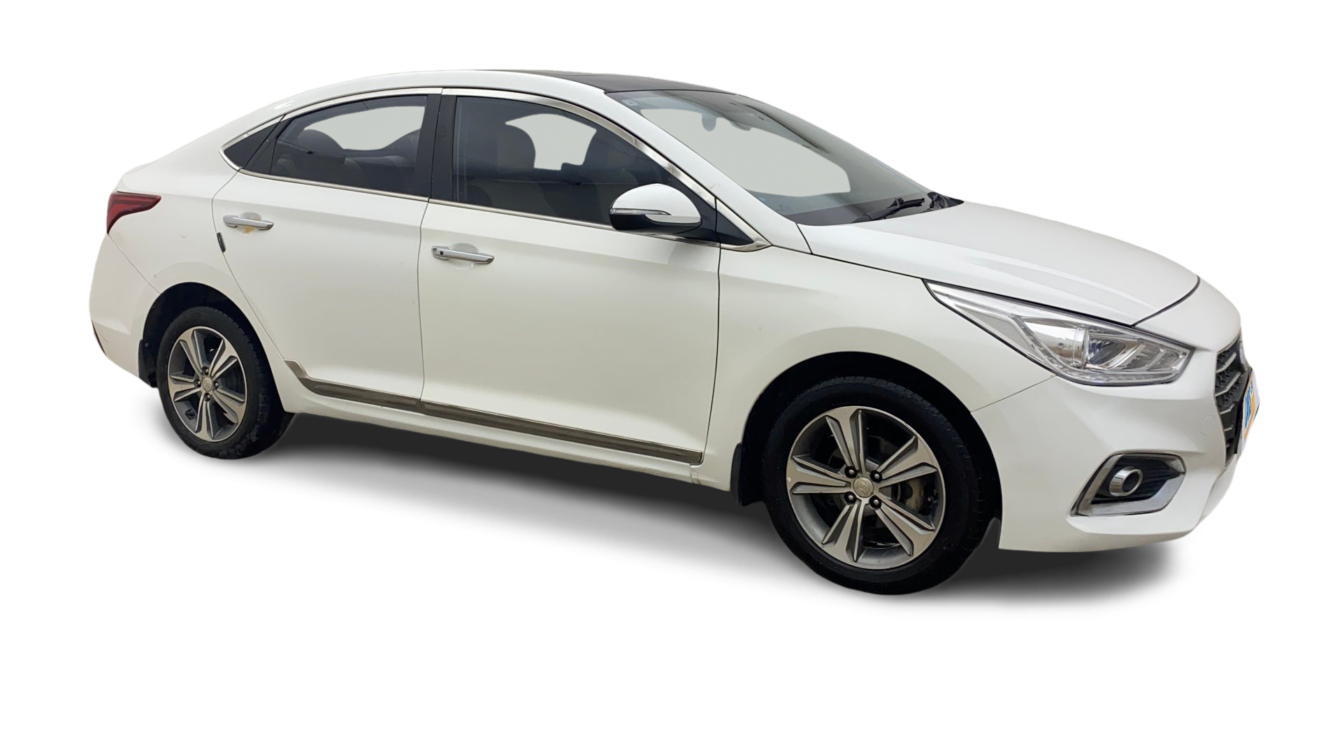 Hyundai Verna-img