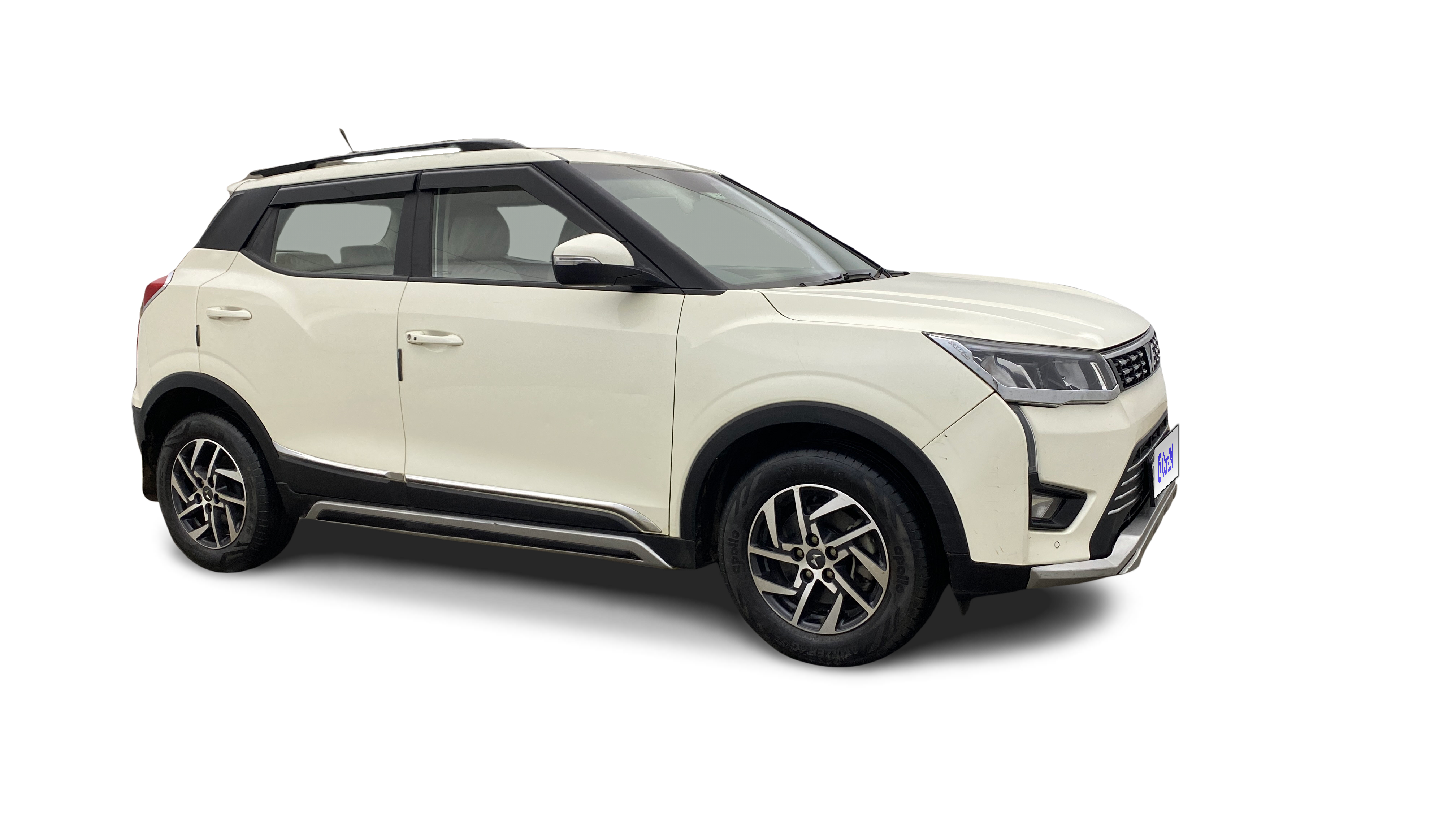2023 Mahindra XUV300 - SUV - Petrol - Manual - ₹8.49 lakh