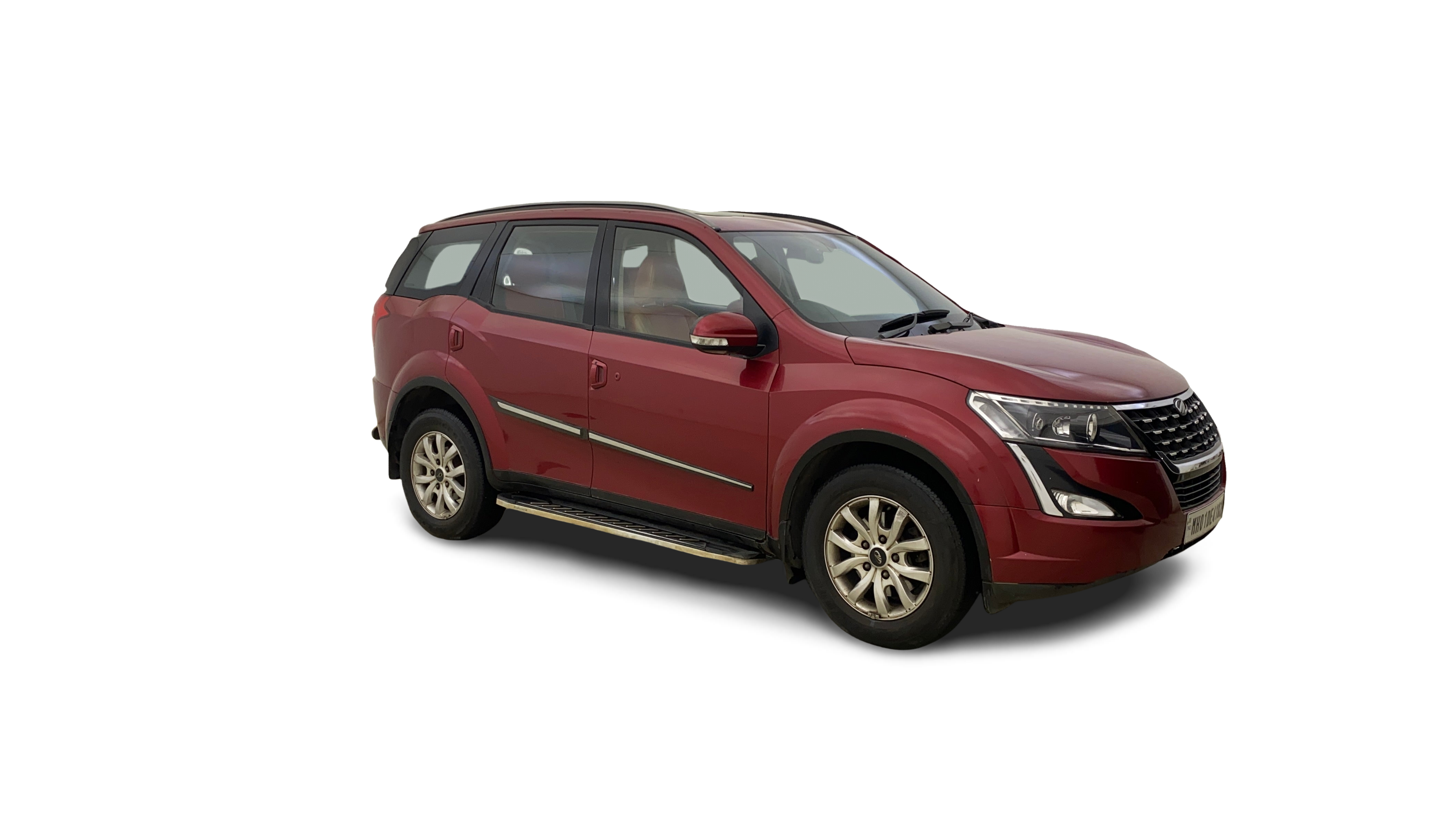 Mahindra XUV500-img