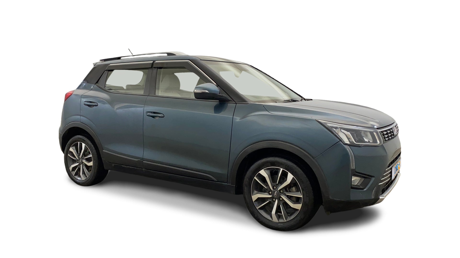 2019 Mahindra XUV300 - SUV - Petrol - Manual - ₹5.33 lakh