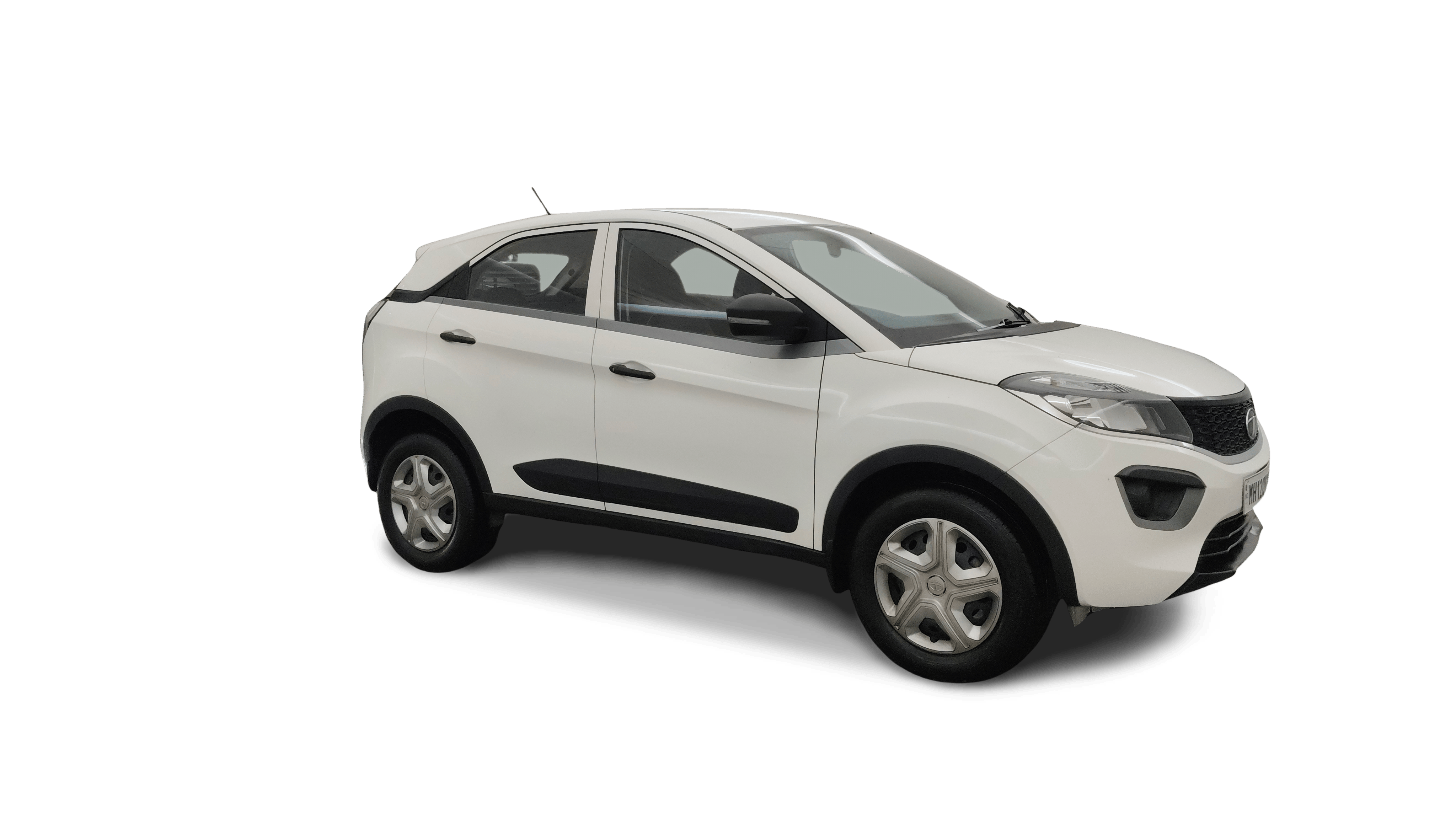 2018 Tata NEXON - SUV - Petrol - Automatic - ₹4.84 lakh