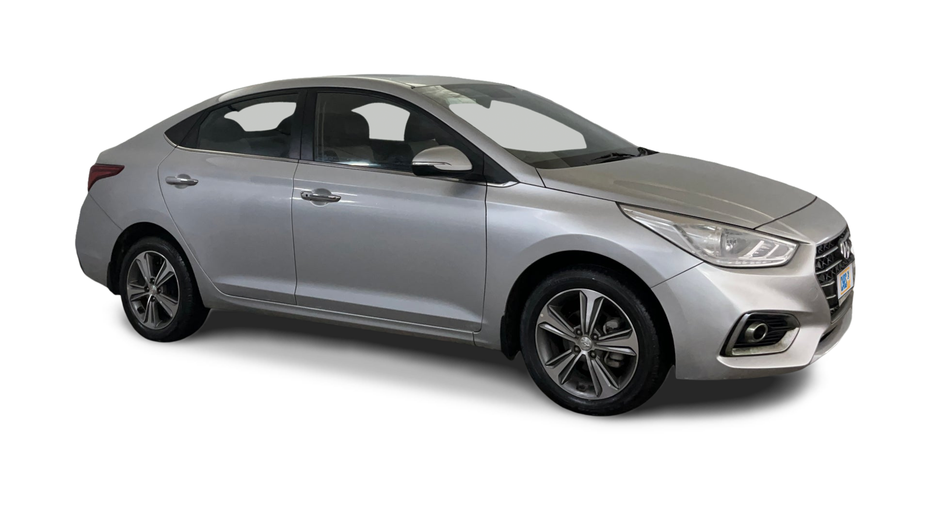 Hyundai Verna-img