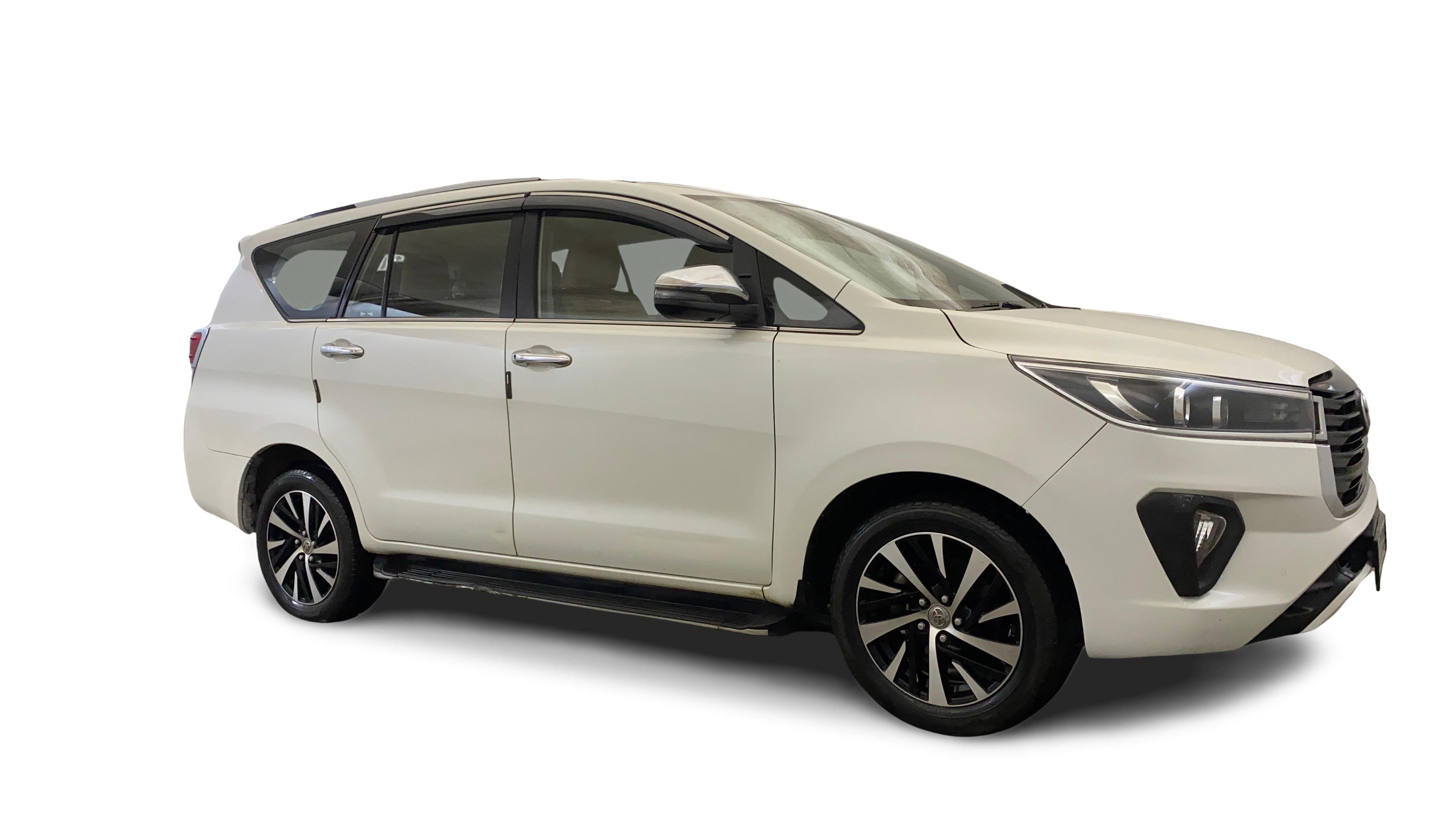 2022 Toyota Innova Crysta - SUV - Petrol - Automatic - ₹16.03 lakh