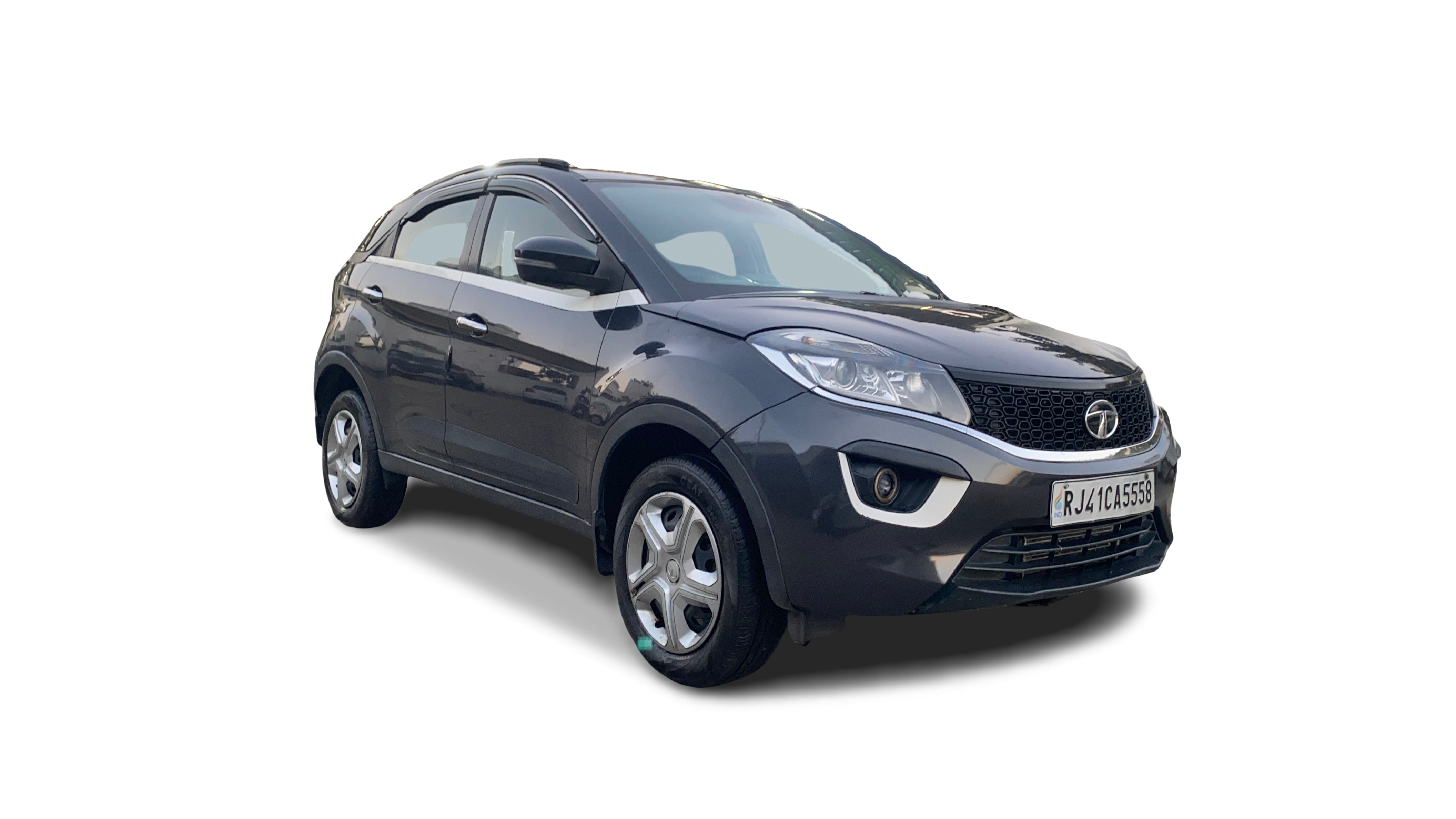 Tata NEXON-img