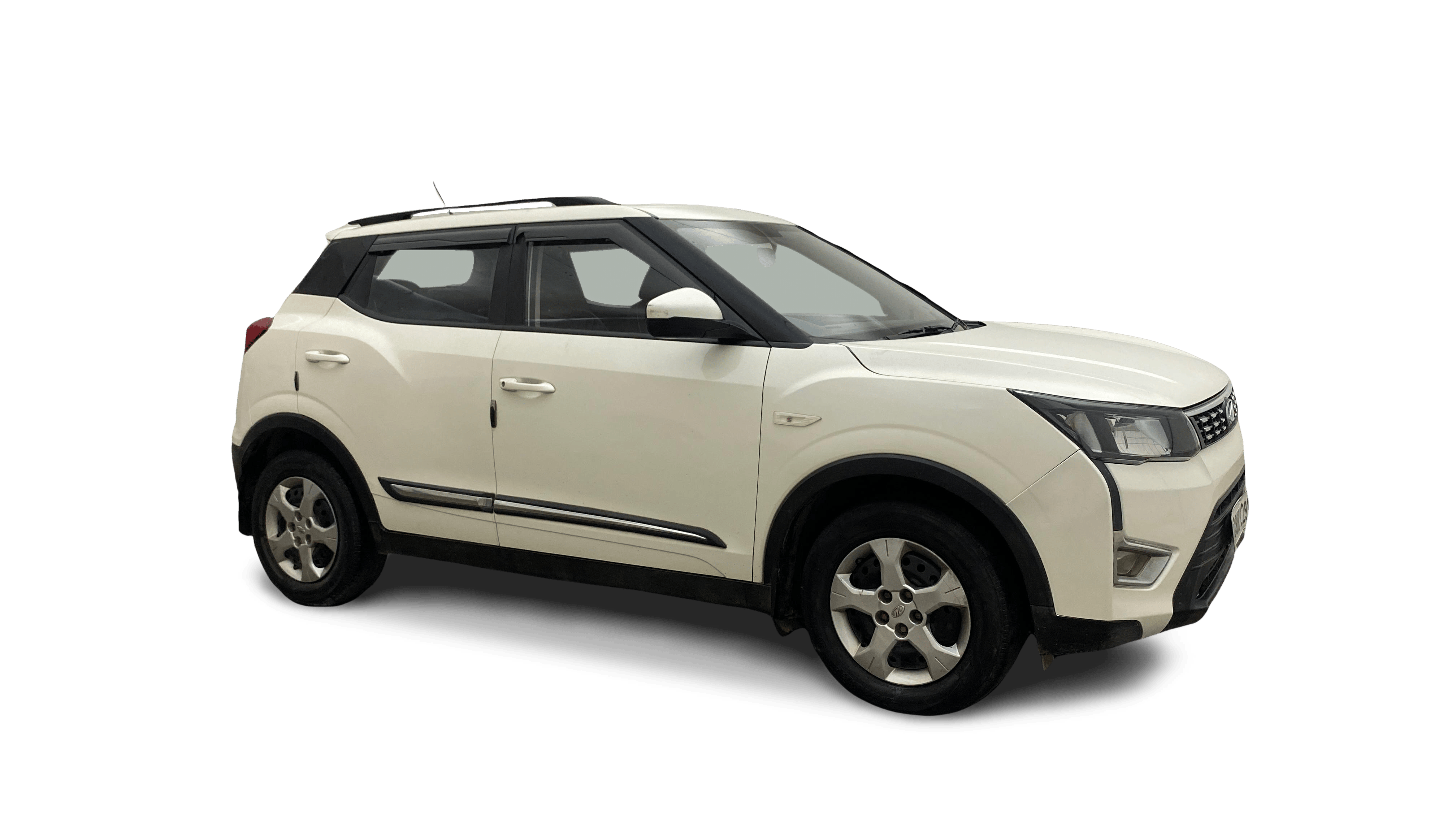 2021 Mahindra XUV300 - SUV - Petrol - Automatic - ₹6.88 lakh
