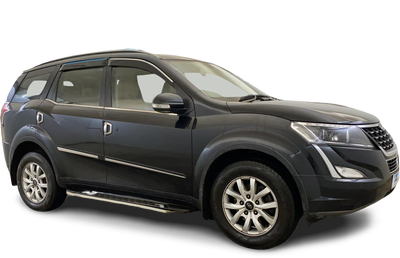 Mahindra XUV500-img