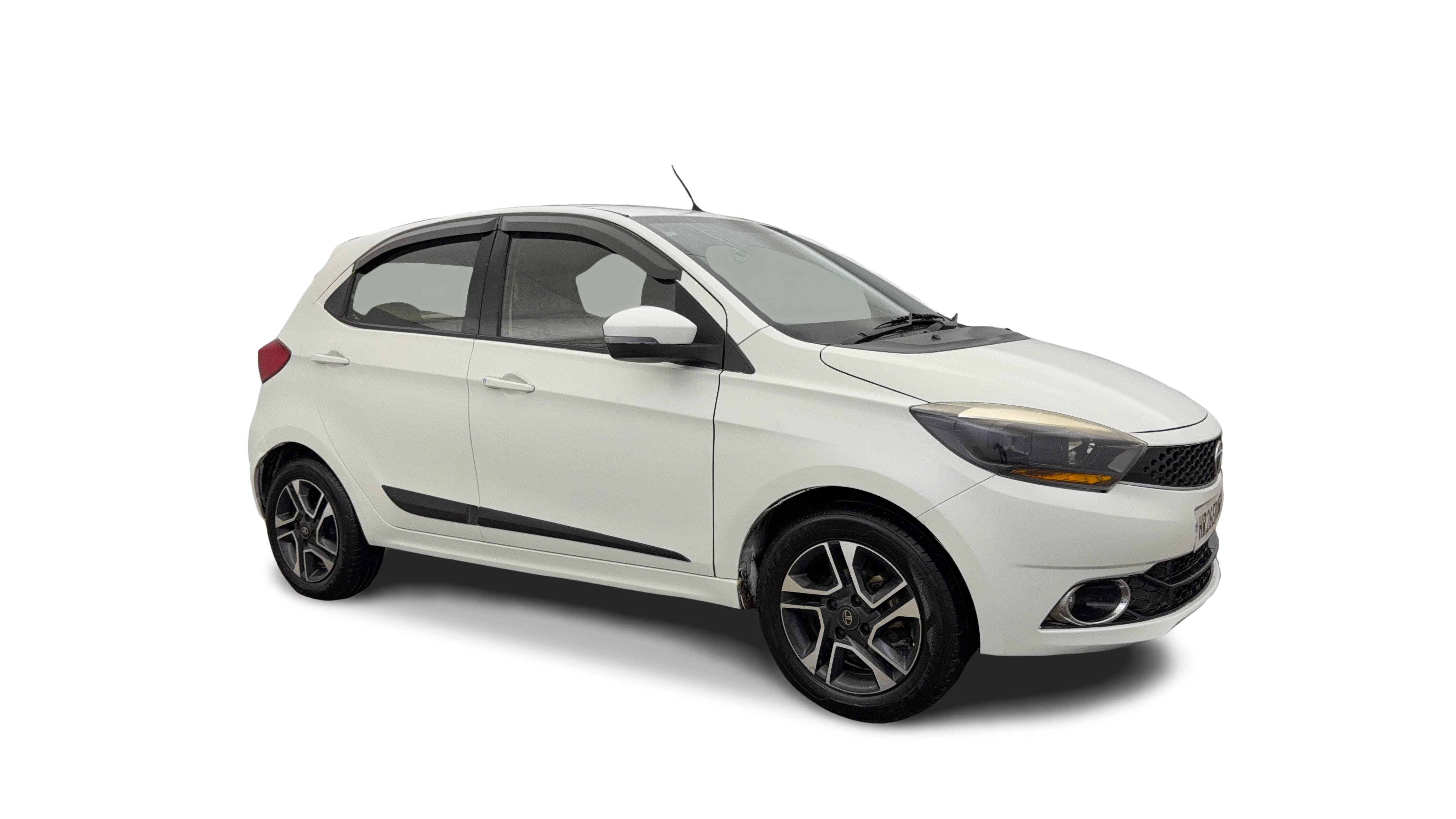 2019 Tata Tiago - Hatchback - Petrol - Manual - ₹3.45 lakh