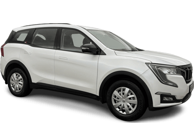 2023 Mahindra XUV700 - SUV - Petrol - Manual - ₹11.47 lakh