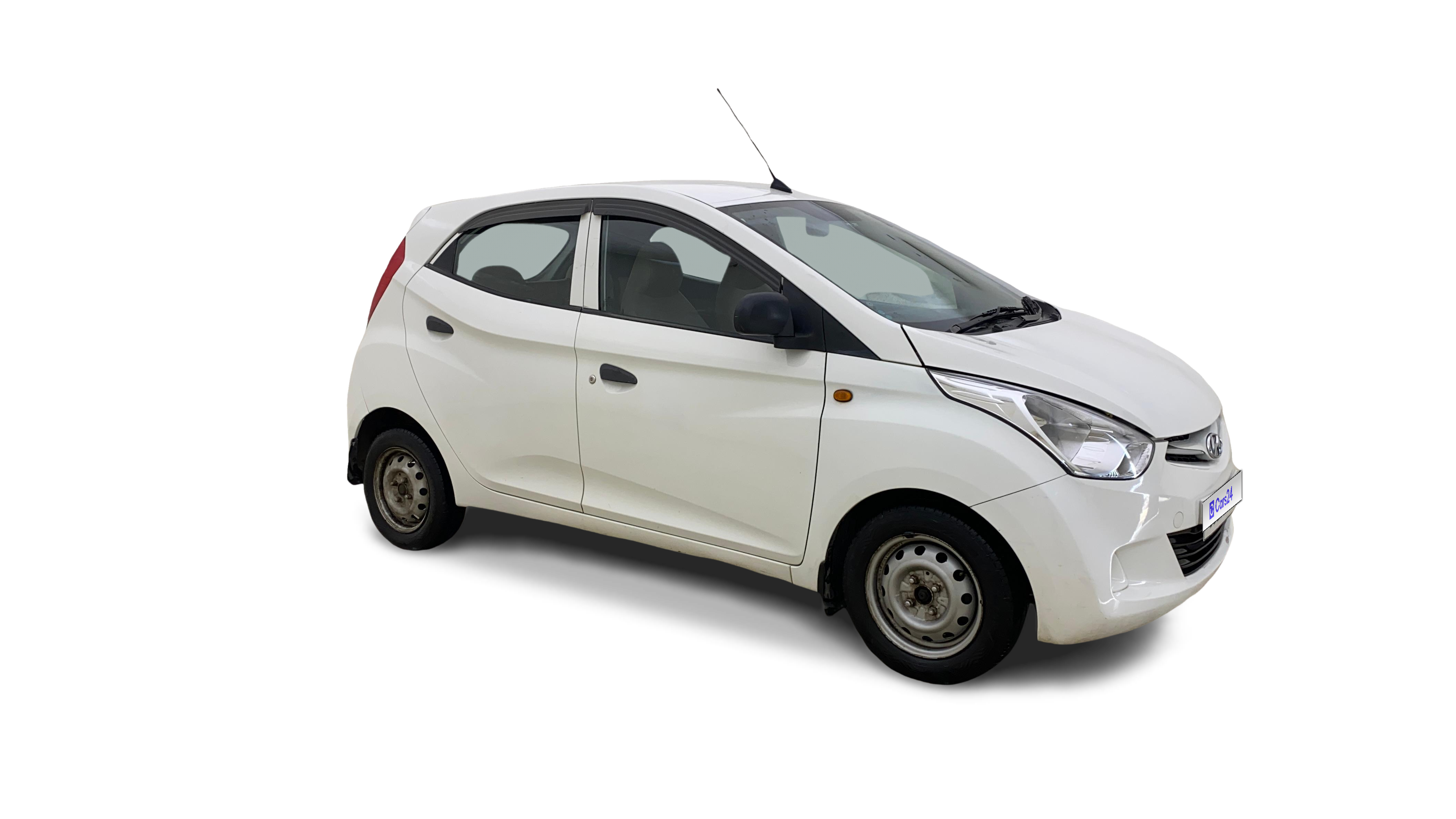 2018 Hyundai Eon - Hatchback - Petrol - Manual - ₹2.32 lakh