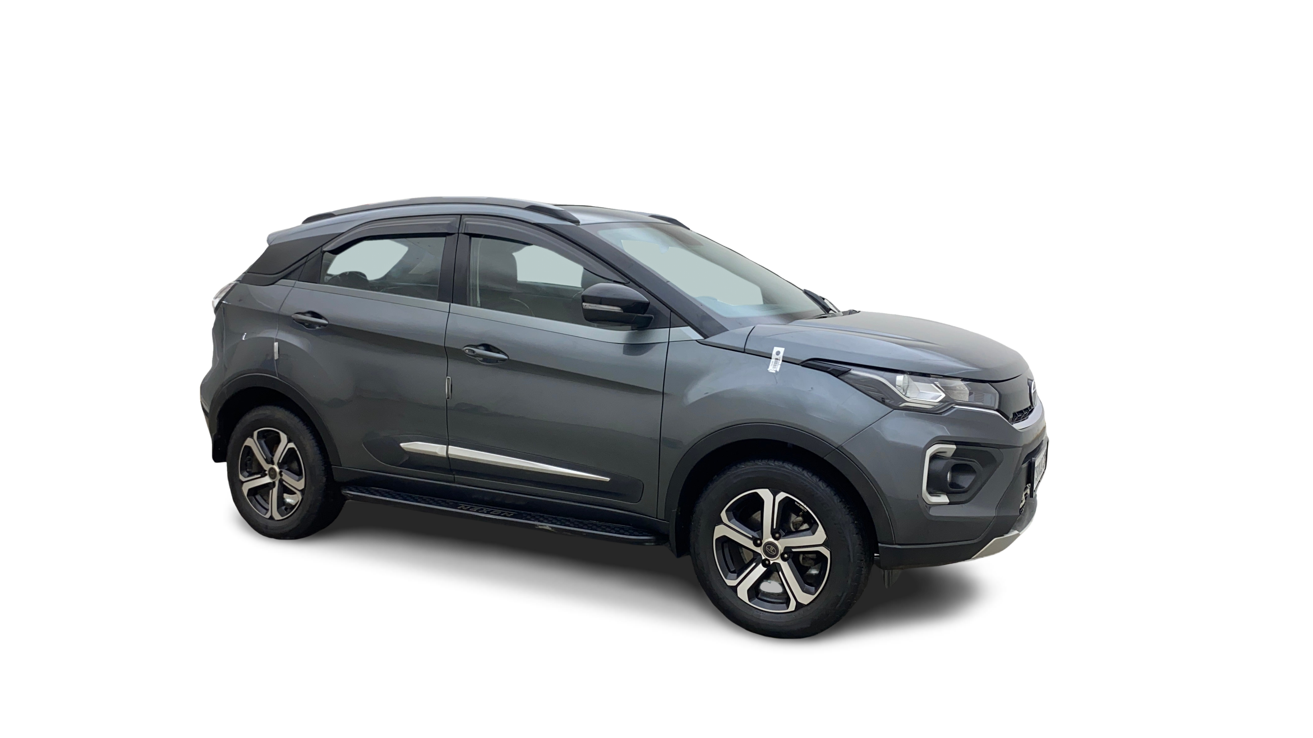 Tata NEXON-img