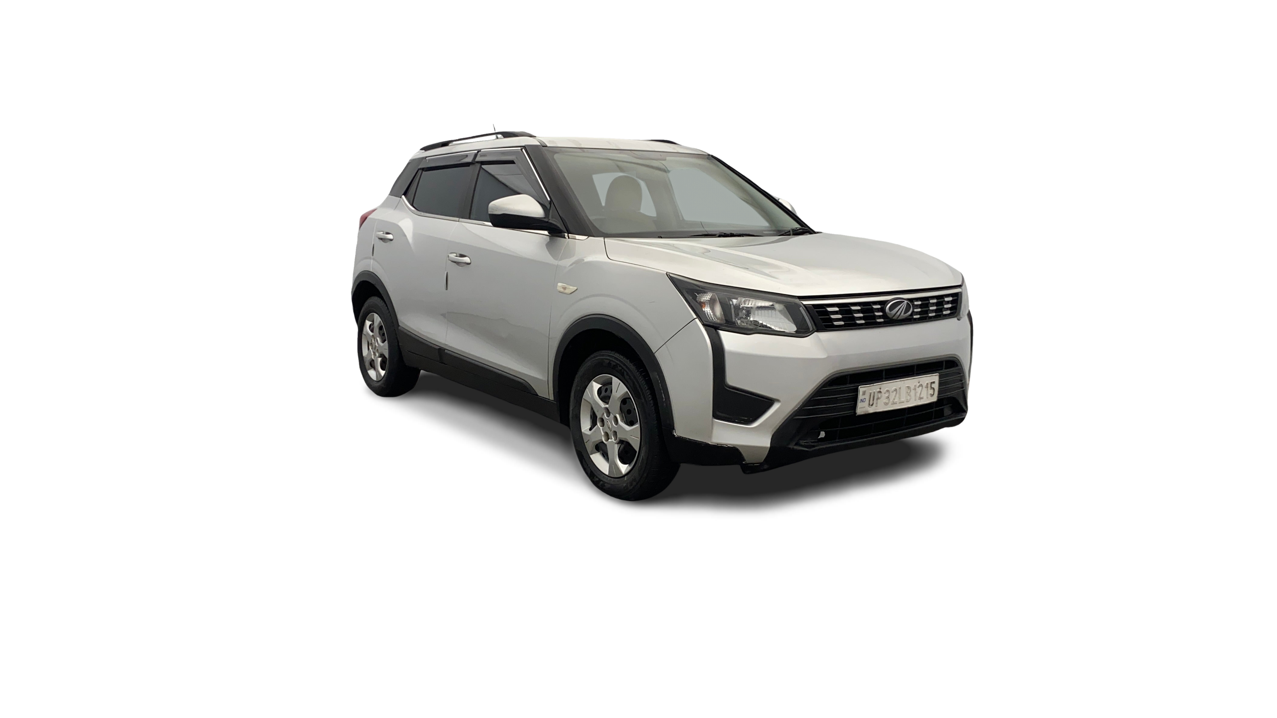 Mahindra XUV300-img