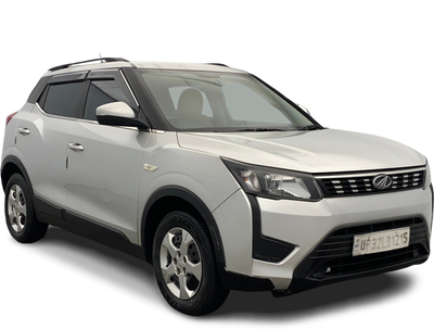 Mahindra XUV300-img